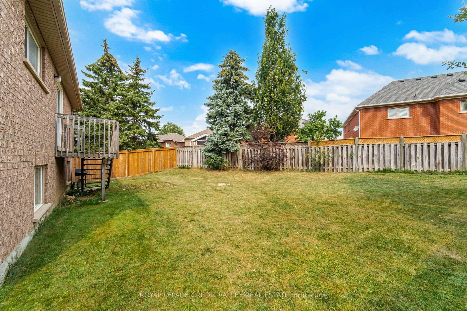 Photo 33 of 43 Flemington Drive E, Caledon, Rural Caledon — HOMEH