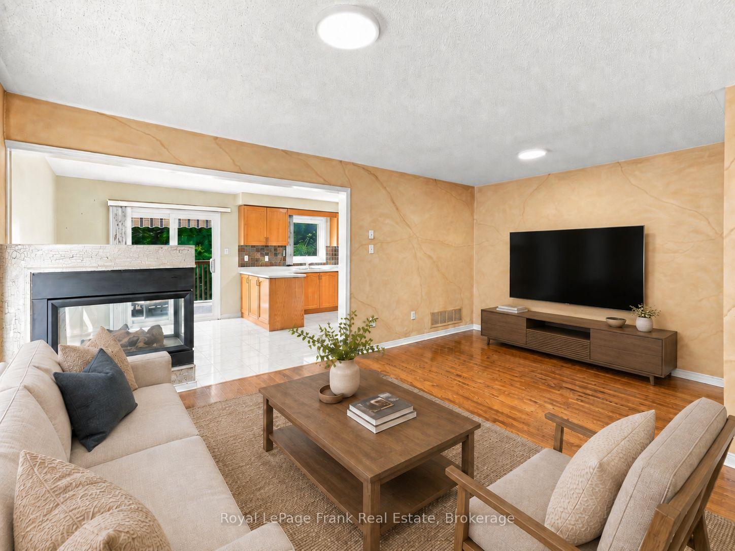 Photo 13 of 69 Alberta Drive, Vaughan, Concord — HOMEH