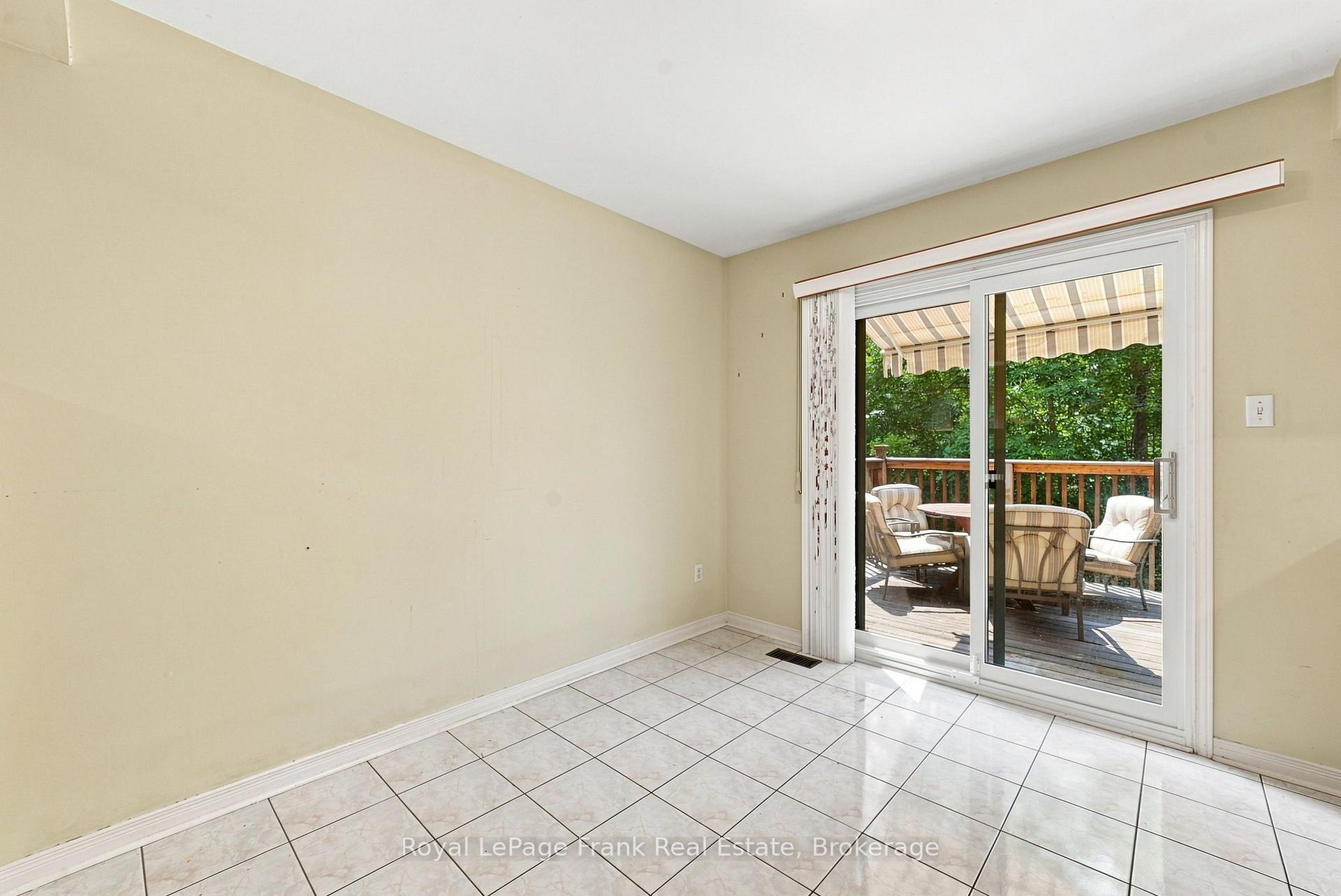 Photo 20 of 69 Alberta Drive, Vaughan, Concord — HOMEH
