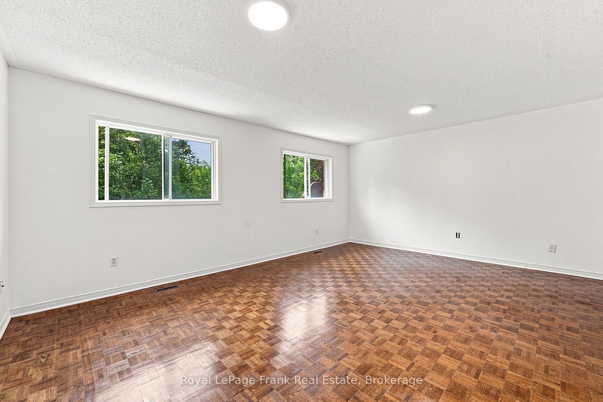 Photo 29 of 69 Alberta Drive, Vaughan, Concord — HOMEH
