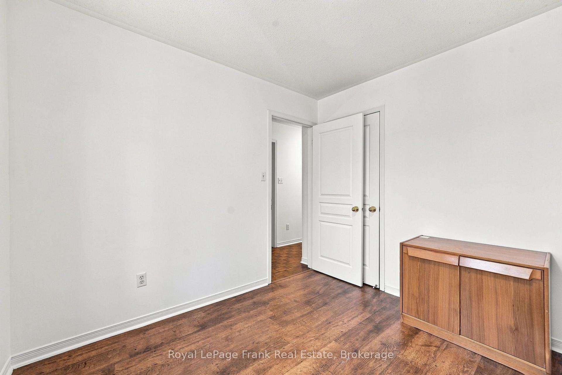 Photo 33 of 69 Alberta Drive, Vaughan, Concord — HOMEH