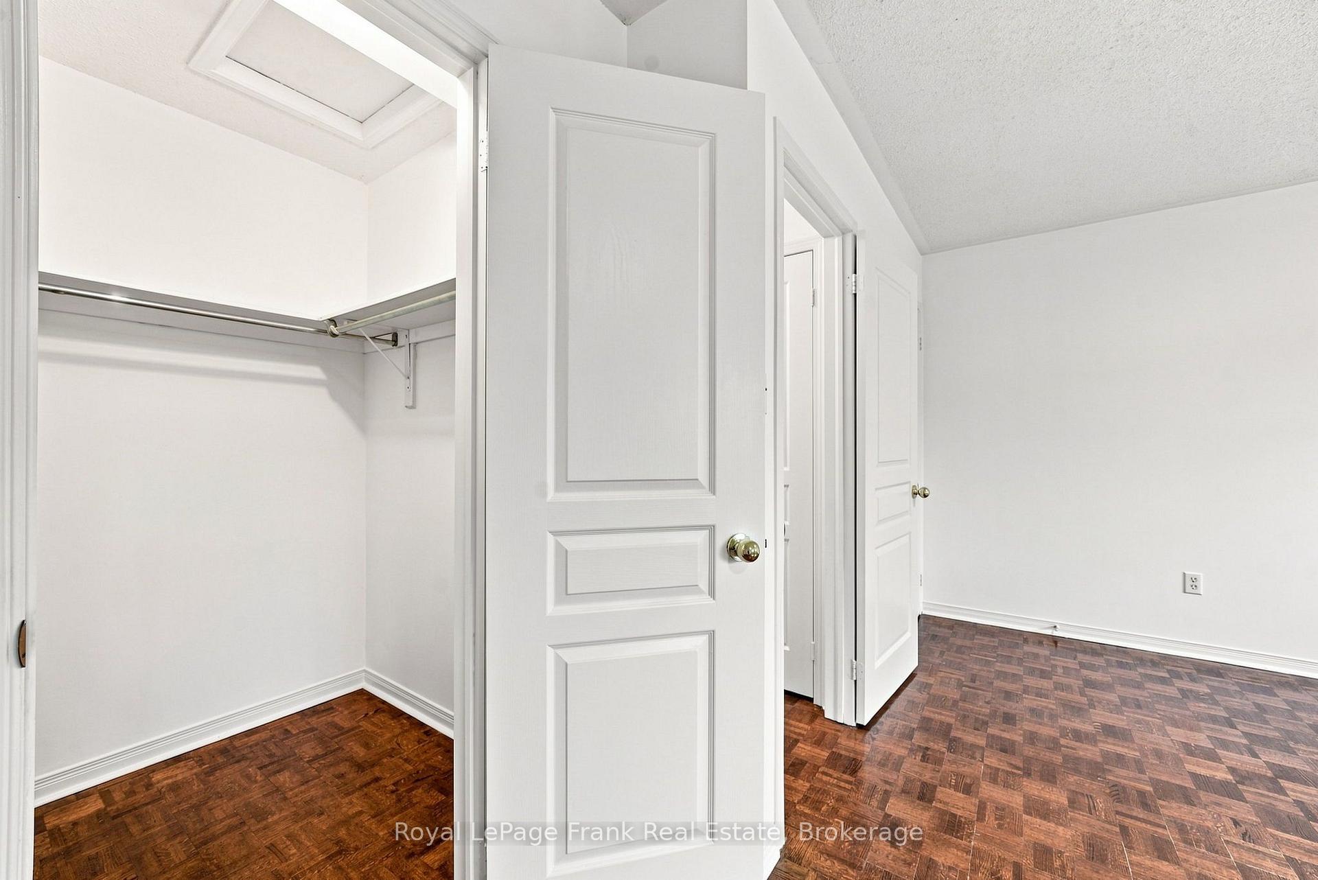 Photo 35 of 69 Alberta Drive, Vaughan, Concord — HOMEH