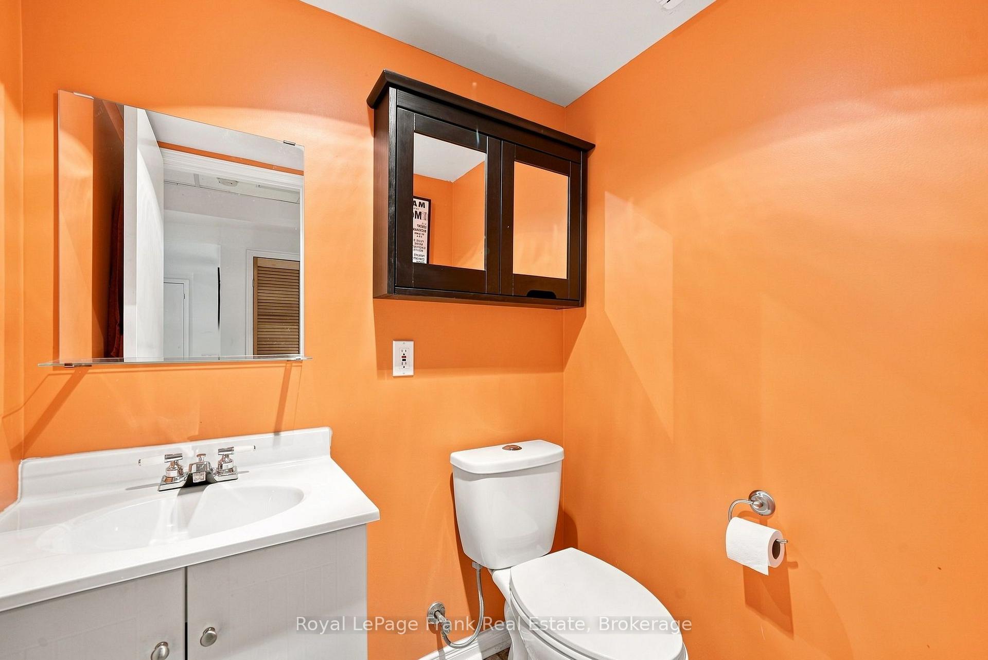 Photo 42 of 69 Alberta Drive, Vaughan, Concord — HOMEH