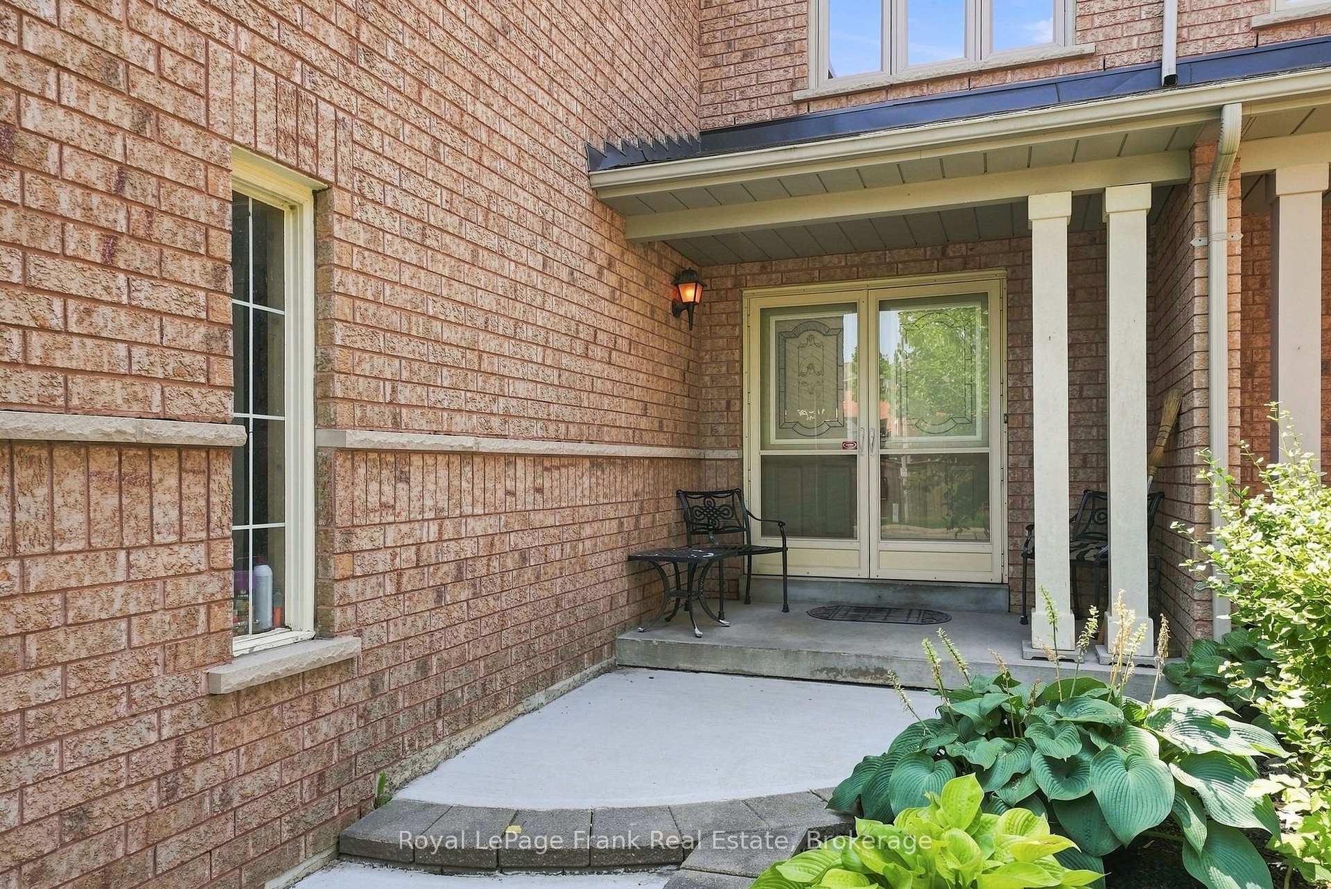 Photo 6 of 69 Alberta Drive, Vaughan, Concord — HOMEH