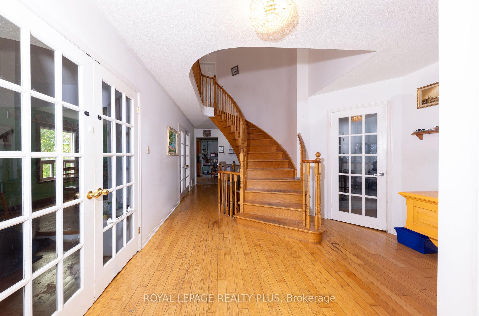 Photo 11 of 5523 Edencroft Acres, Mississauga, East Credit — HOMEH