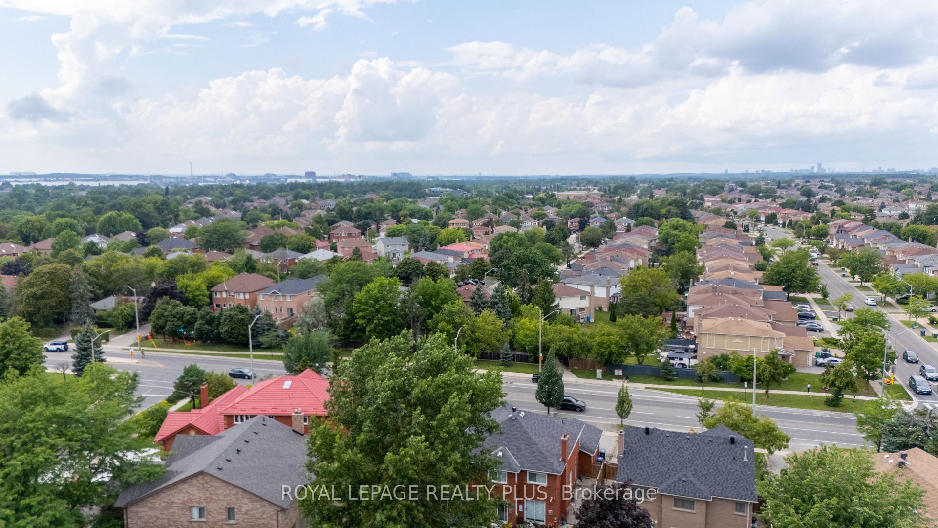 Photo 19 of 5523 Edencroft Acres, Mississauga, East Credit — HOMEH