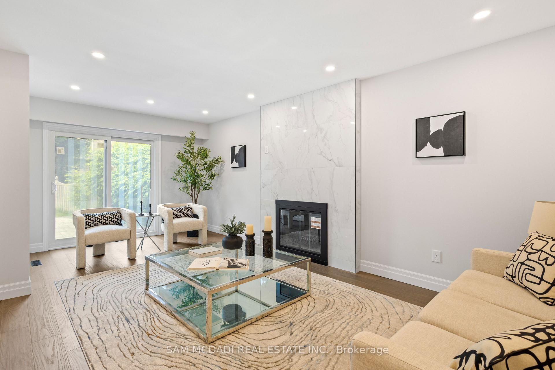 Photo 6 of 2535 Robin Drive, Mississauga, Sheridan — HOMEH