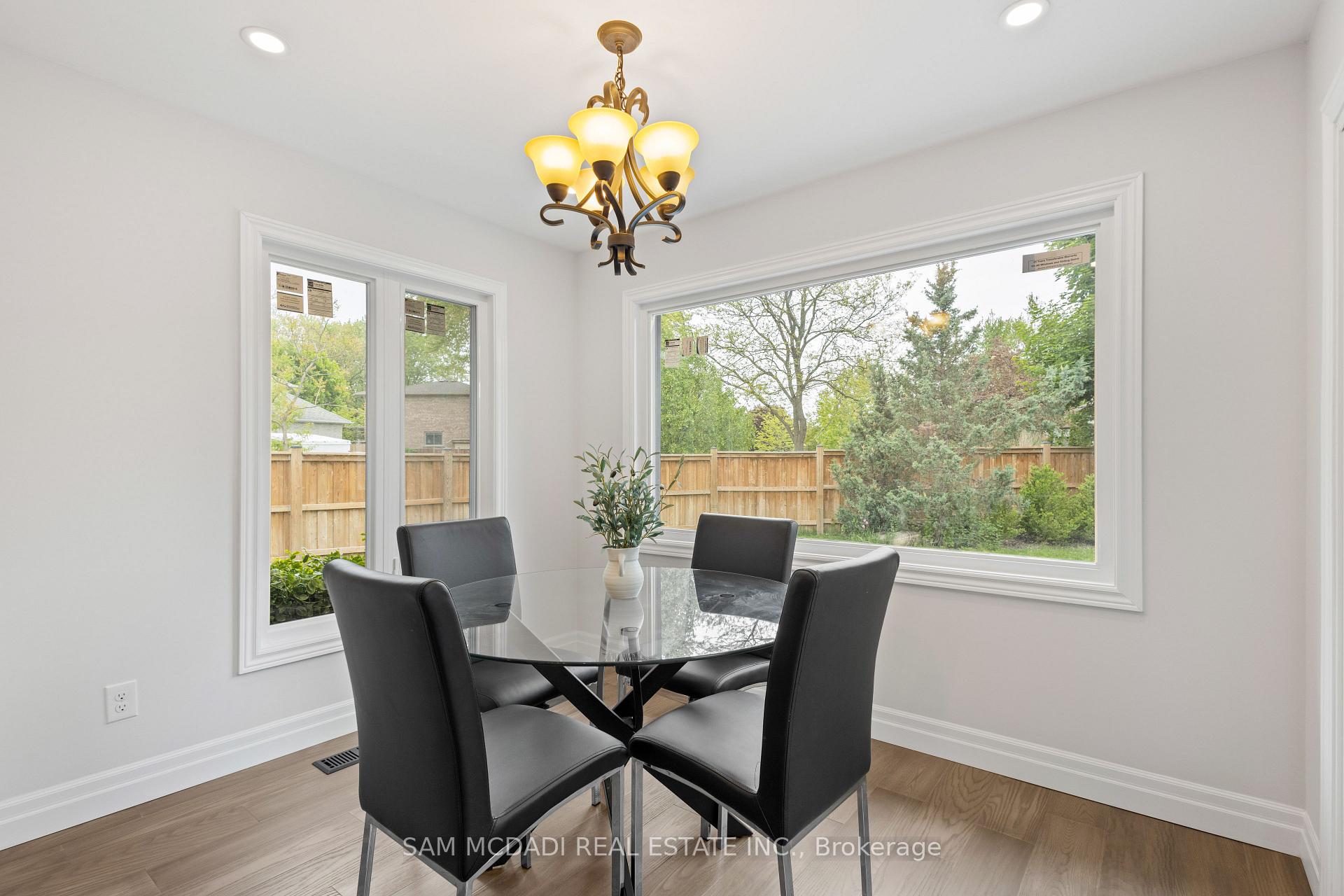 Photo 14 of 2535 Robin Drive, Mississauga, Sheridan — HOMEH