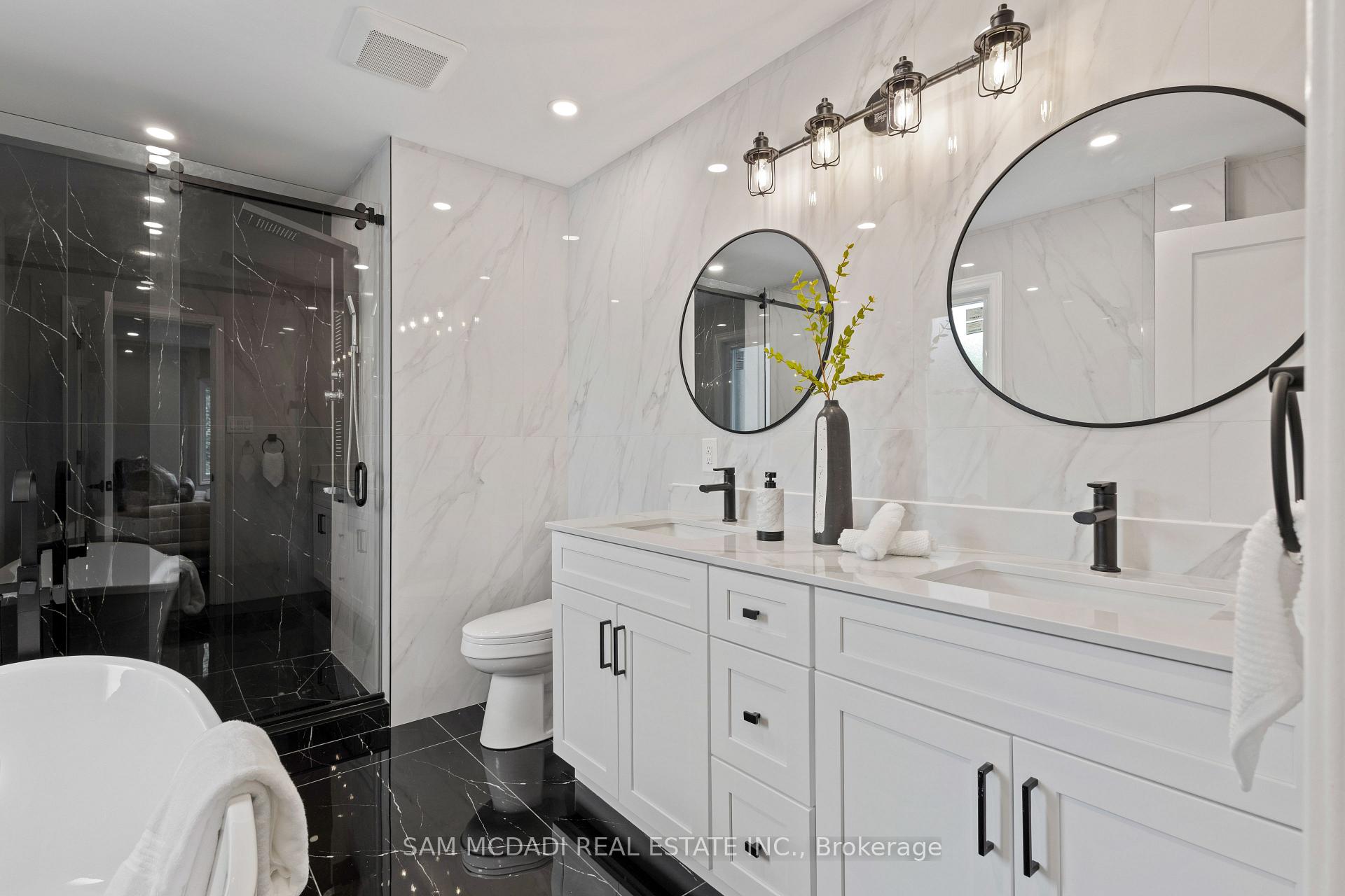 Photo 28 of 2535 Robin Drive, Mississauga, Sheridan — HOMEH