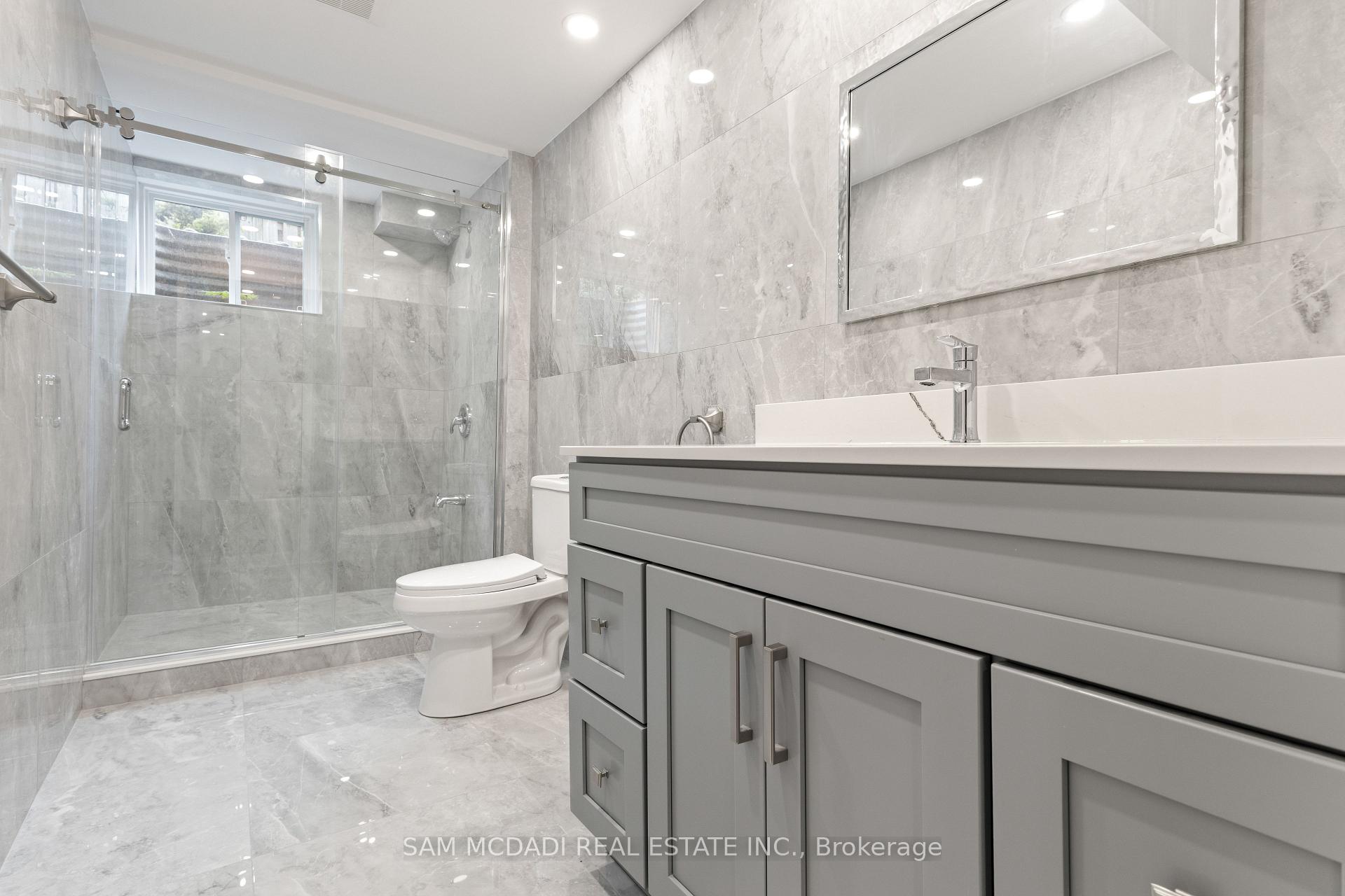 Photo 35 of 2535 Robin Drive, Mississauga, Sheridan — HOMEH