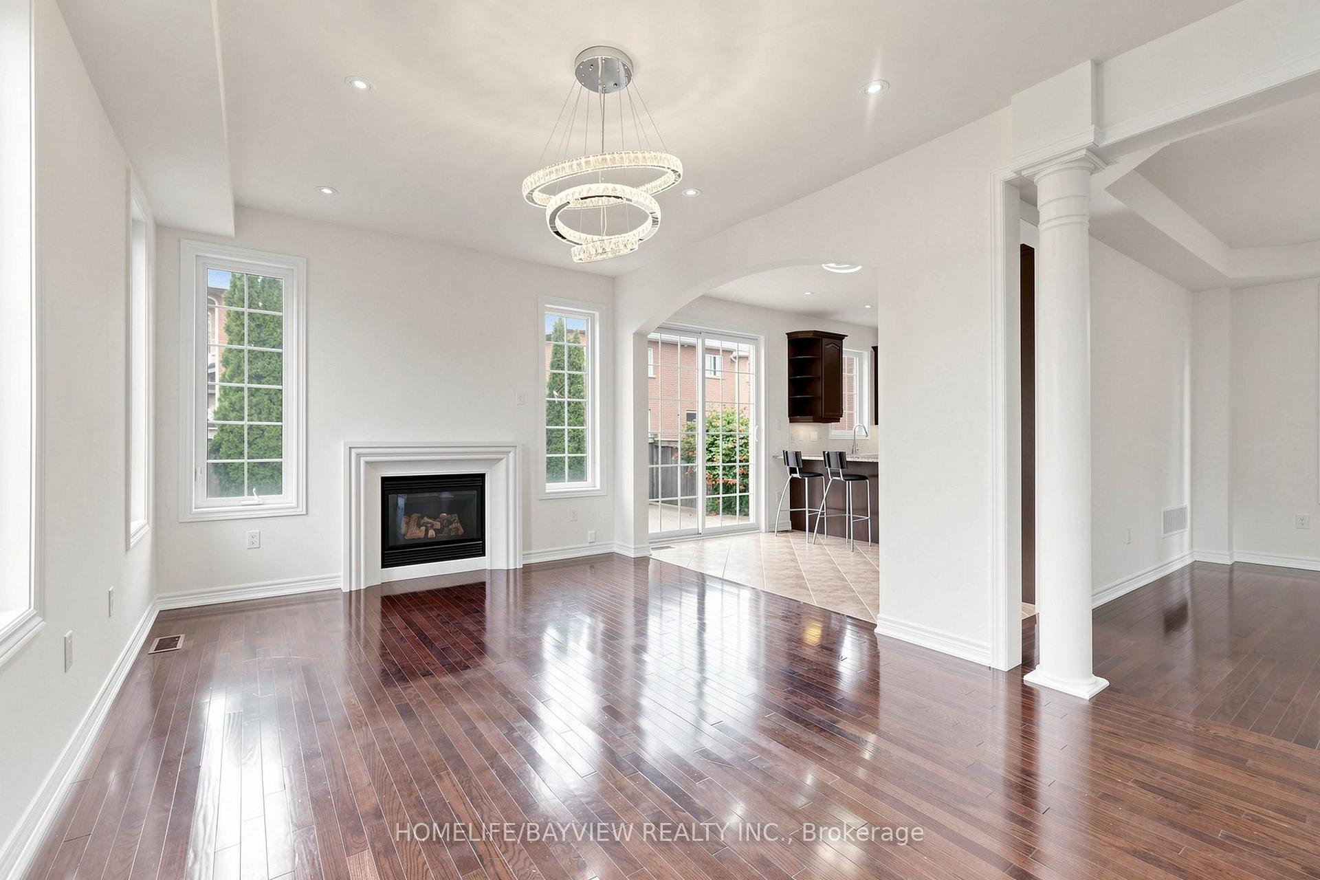 Photo 7 of 3 Stoyell Drive, Richmond Hill, Jefferson — HOMEH