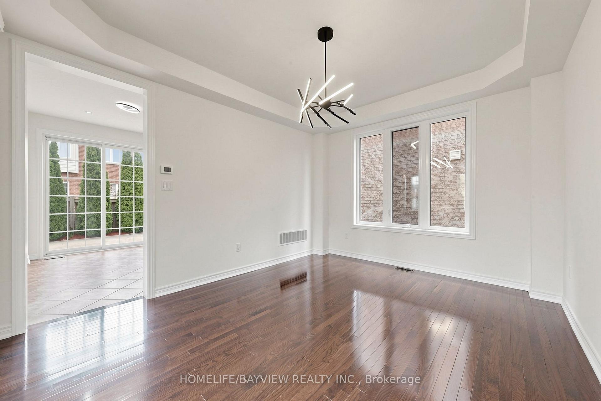 Photo 13 of 3 Stoyell Drive, Richmond Hill, Jefferson — HOMEH