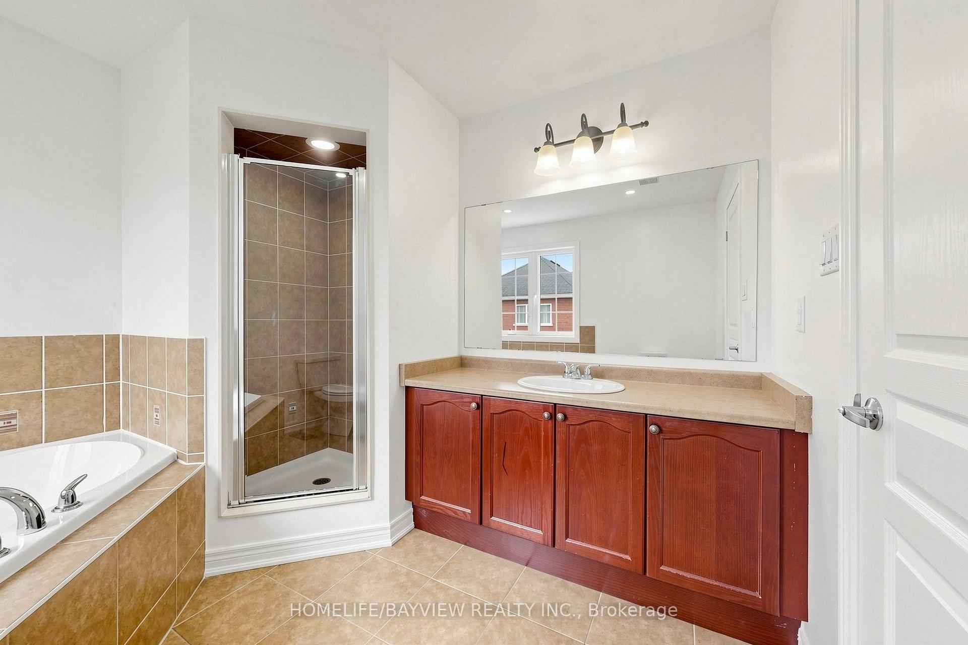 Photo 23 of 3 Stoyell Drive, Richmond Hill, Jefferson — HOMEH