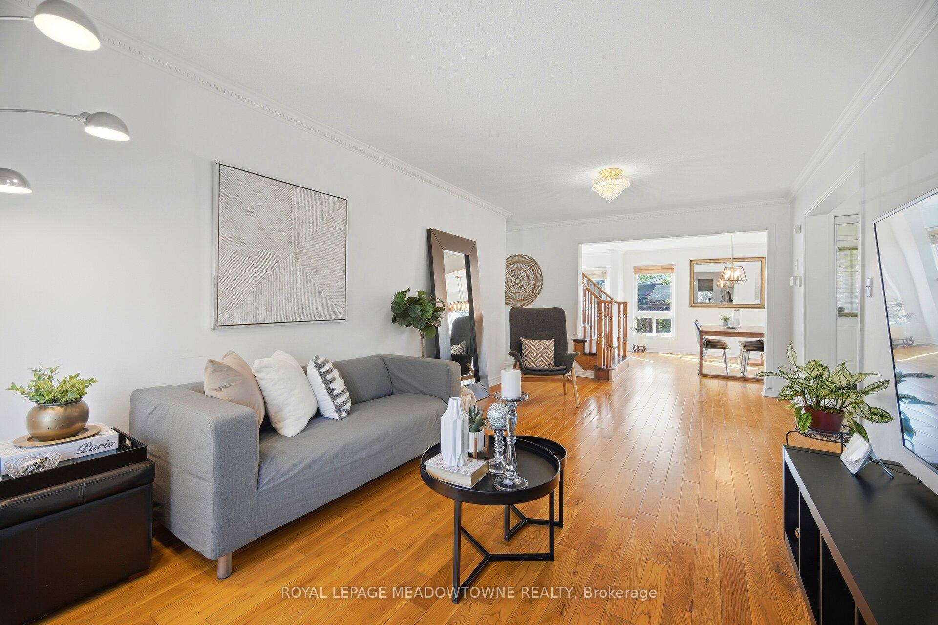 Photo 12 of 62 Sugarhill Drive, Brampton, Fletcher's Meadow — HOMEH
