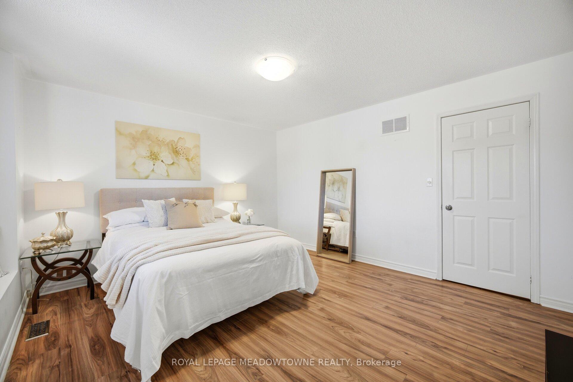 Photo 25 of 62 Sugarhill Drive, Brampton, Fletcher's Meadow — HOMEH