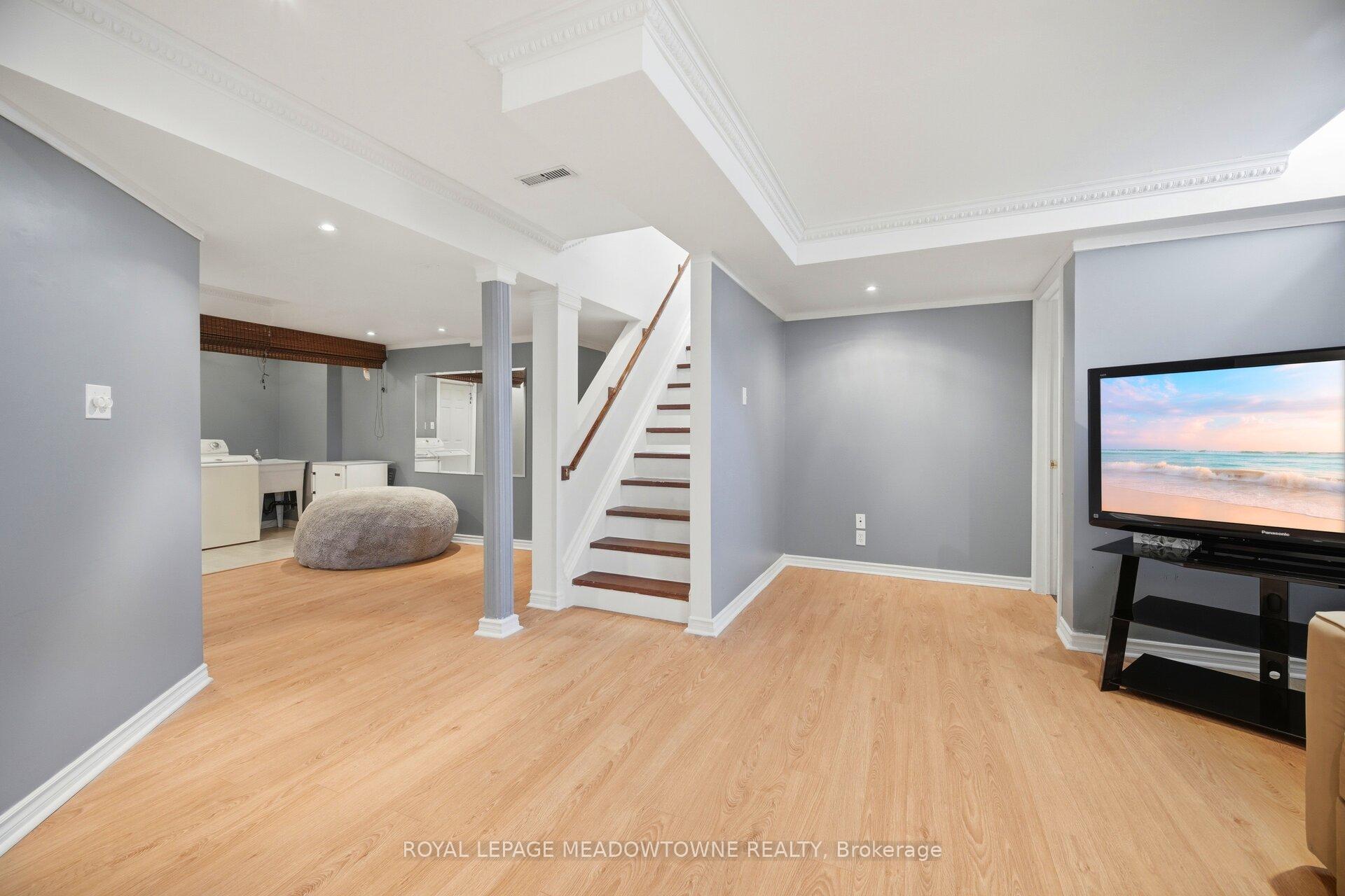 Photo 36 of 62 Sugarhill Drive, Brampton, Fletcher's Meadow — HOMEH