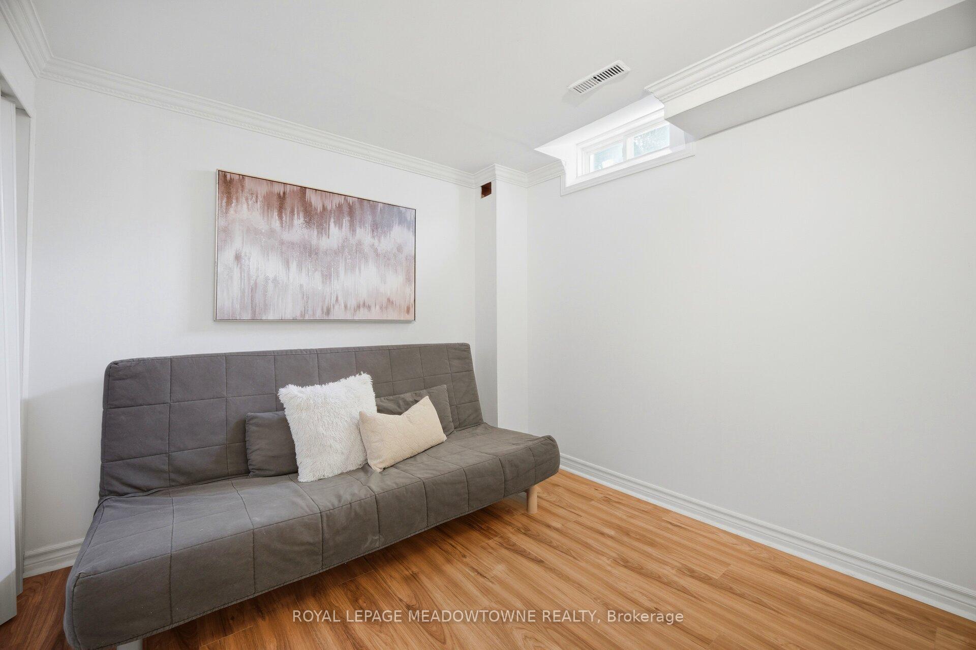 Photo 37 of 62 Sugarhill Drive, Brampton, Fletcher's Meadow — HOMEH