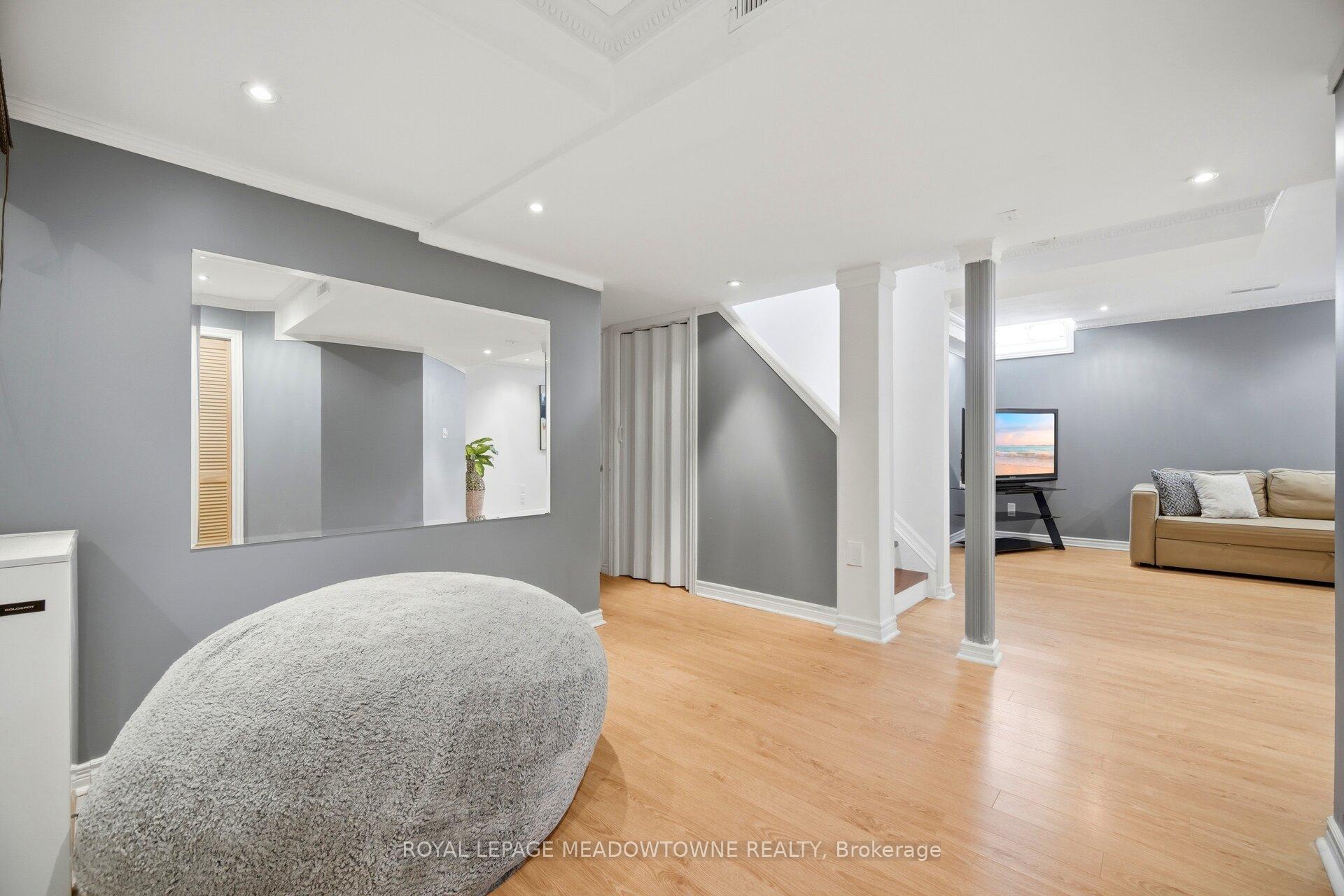 Photo 40 of 62 Sugarhill Drive, Brampton, Fletcher's Meadow — HOMEH