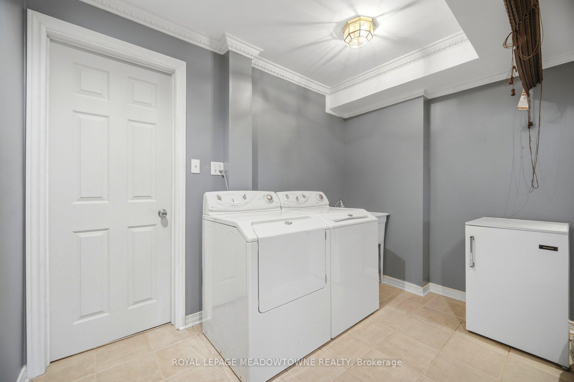 Photo 42 of 62 Sugarhill Drive, Brampton, Fletcher's Meadow — HOMEH