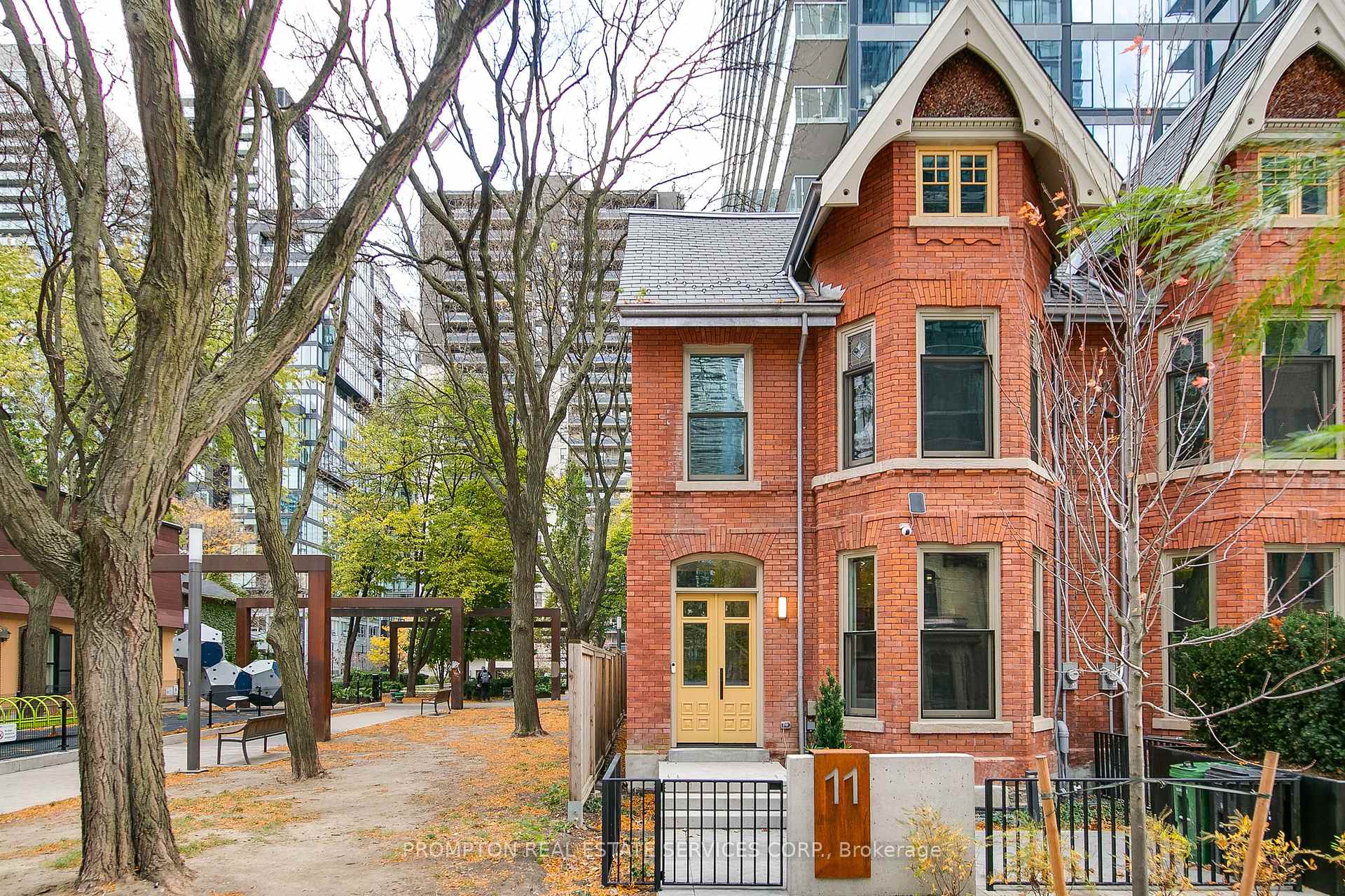 Photo 1 of 11 Gloucester Street, Toronto, Church-Yonge Corridor — HOMEH