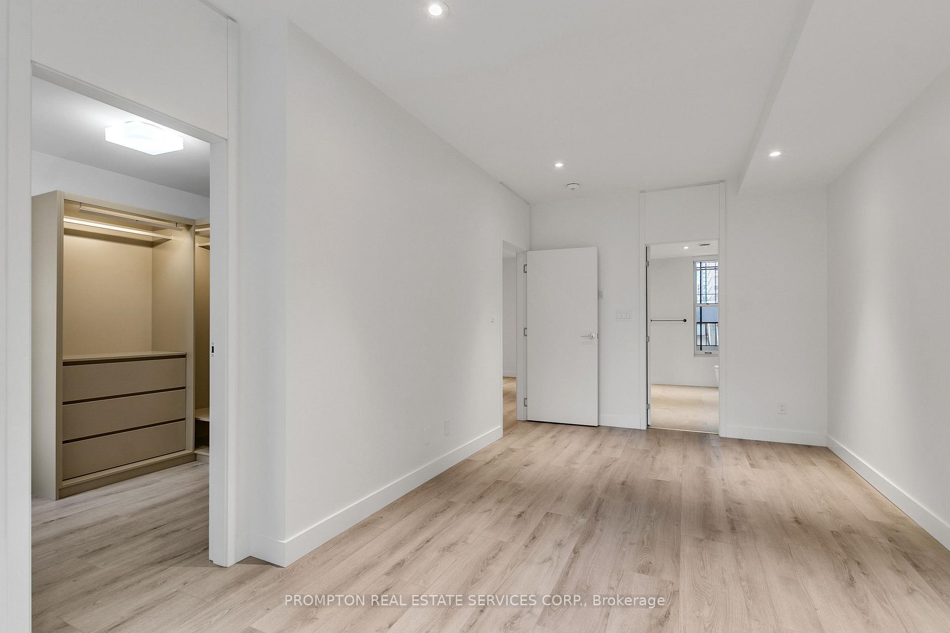Photo 15 of 11 Gloucester Street, Toronto, Church-Yonge Corridor — HOMEH