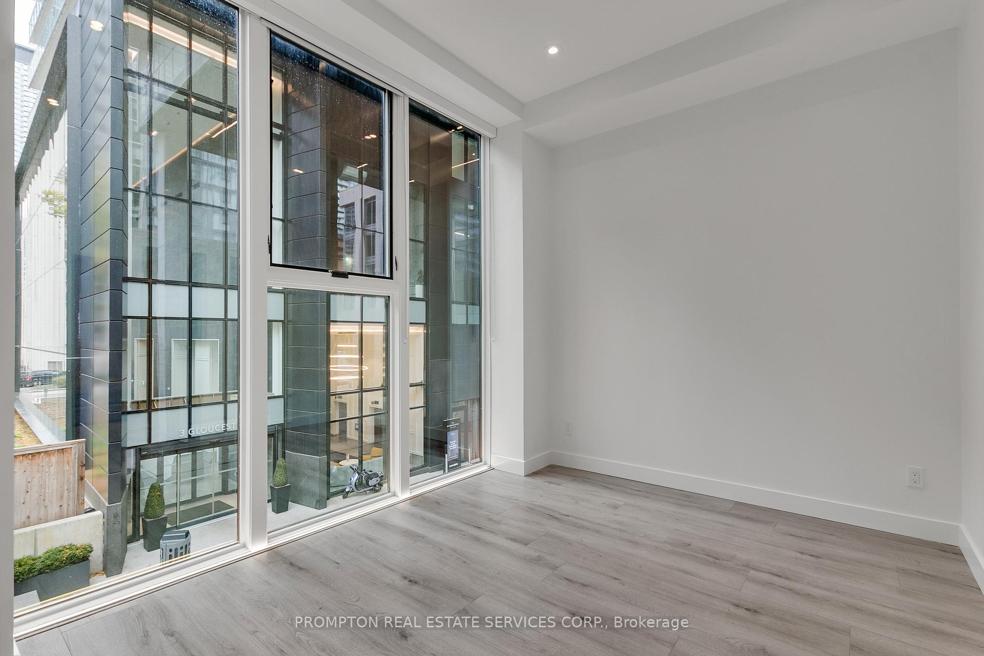 Photo 18 of 11 Gloucester Street, Toronto, Church-Yonge Corridor — HOMEH