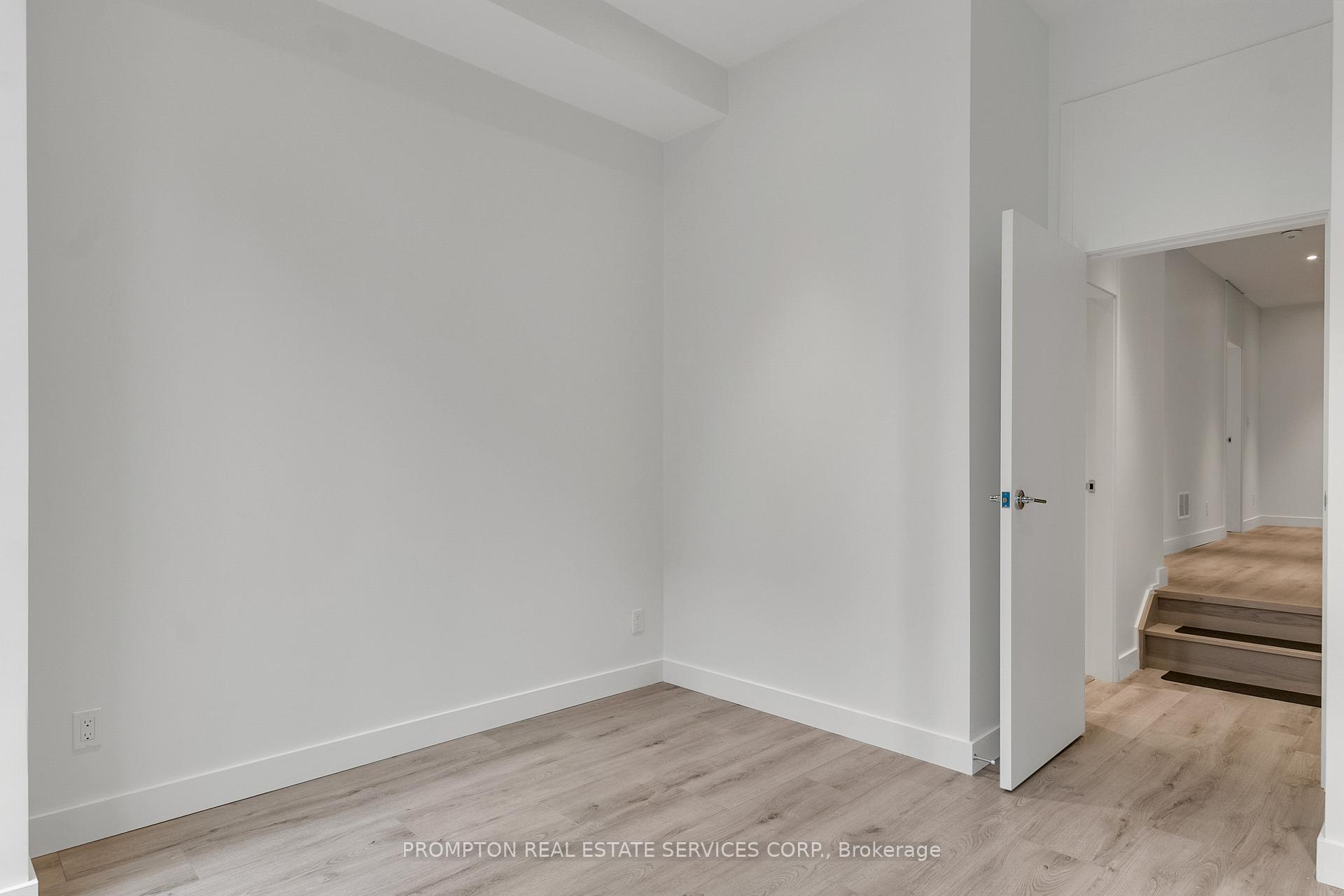 Photo 19 of 11 Gloucester Street, Toronto, Church-Yonge Corridor — HOMEH