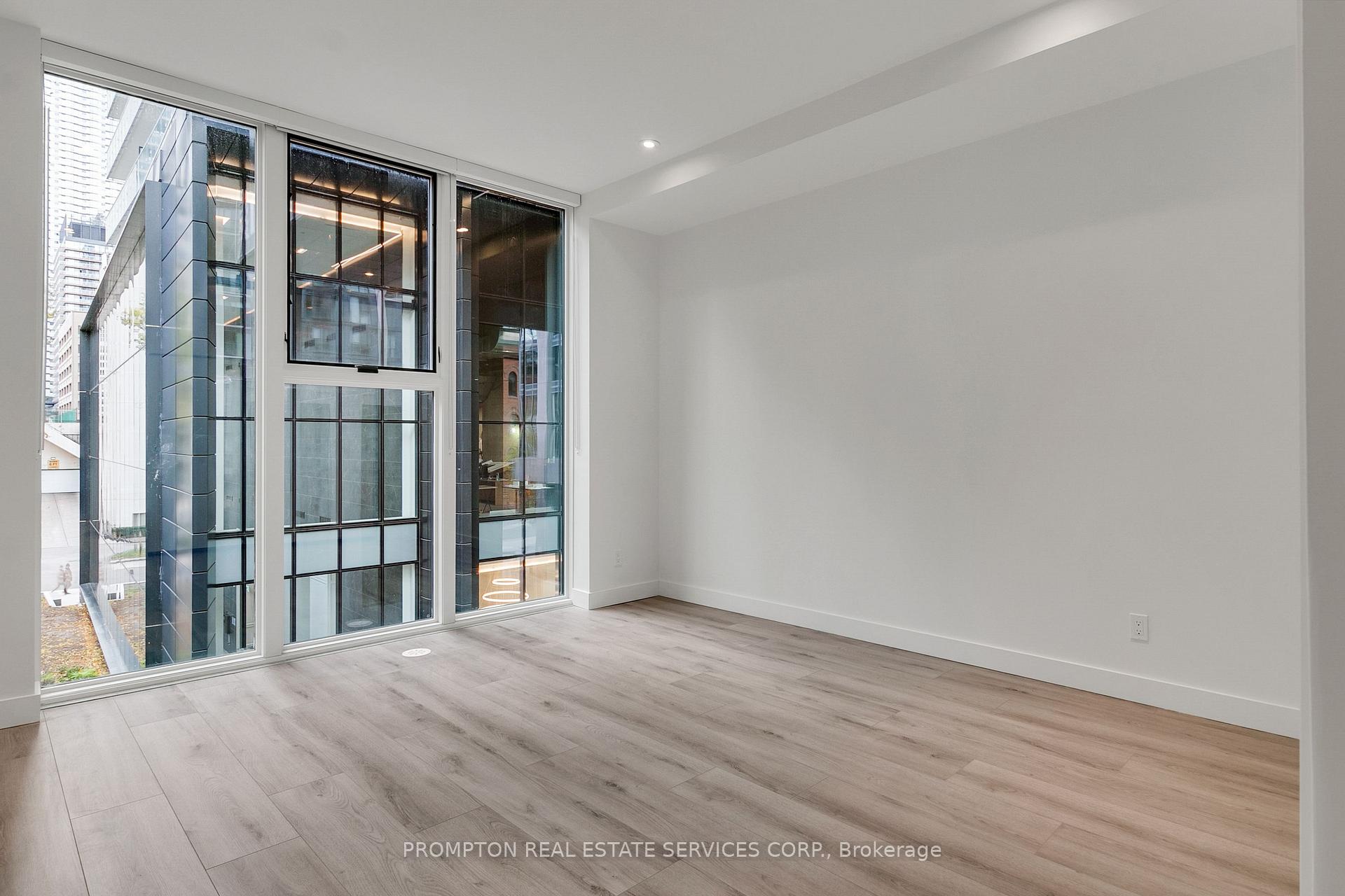 Photo 22 of 11 Gloucester Street, Toronto, Church-Yonge Corridor — HOMEH