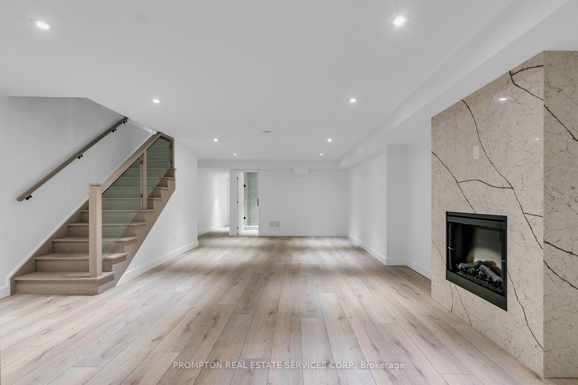 Photo 30 of 11 Gloucester Street, Toronto, Church-Yonge Corridor — HOMEH
