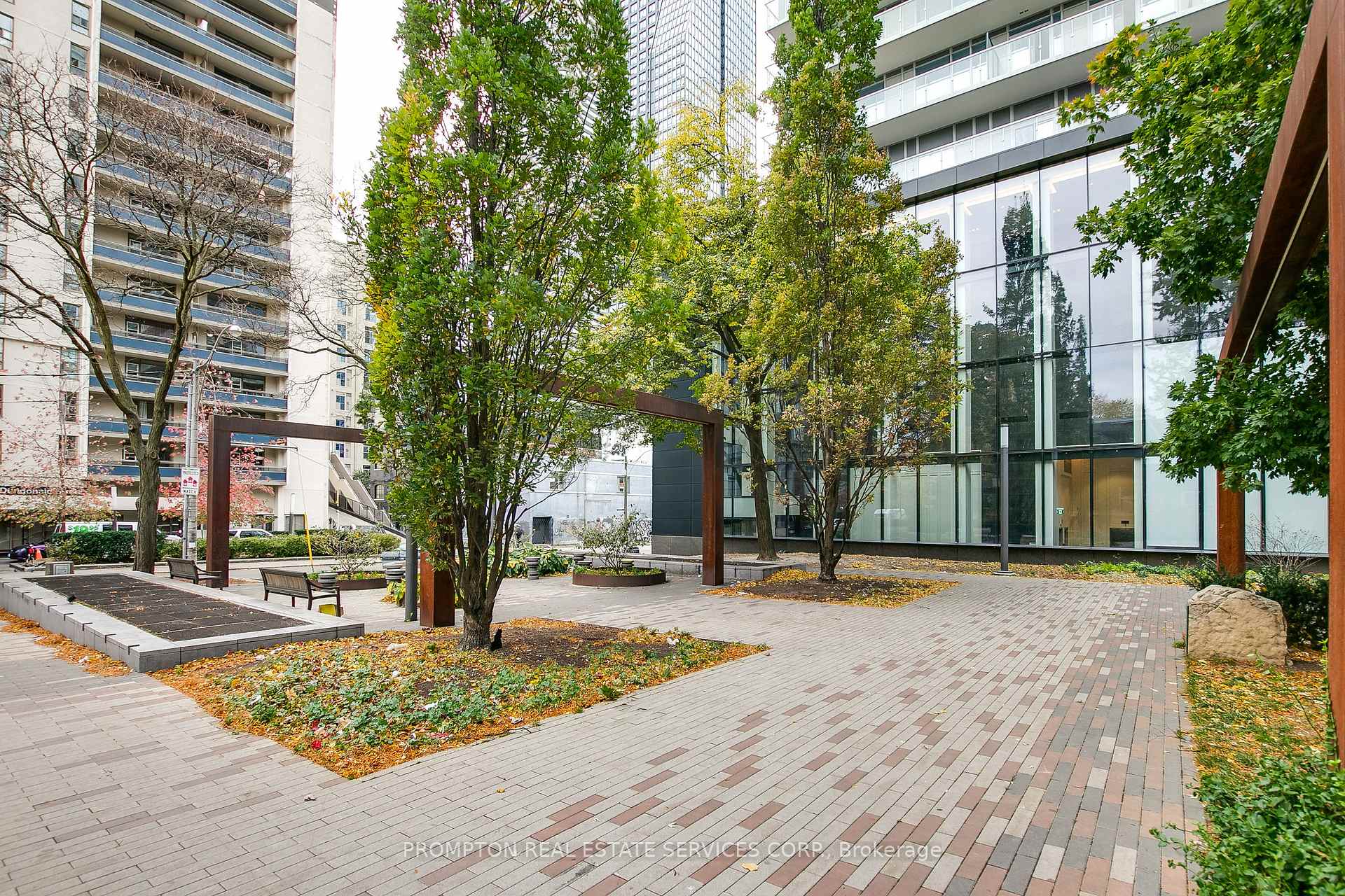 Photo 34 of 11 Gloucester Street, Toronto, Church-Yonge Corridor — HOMEH
