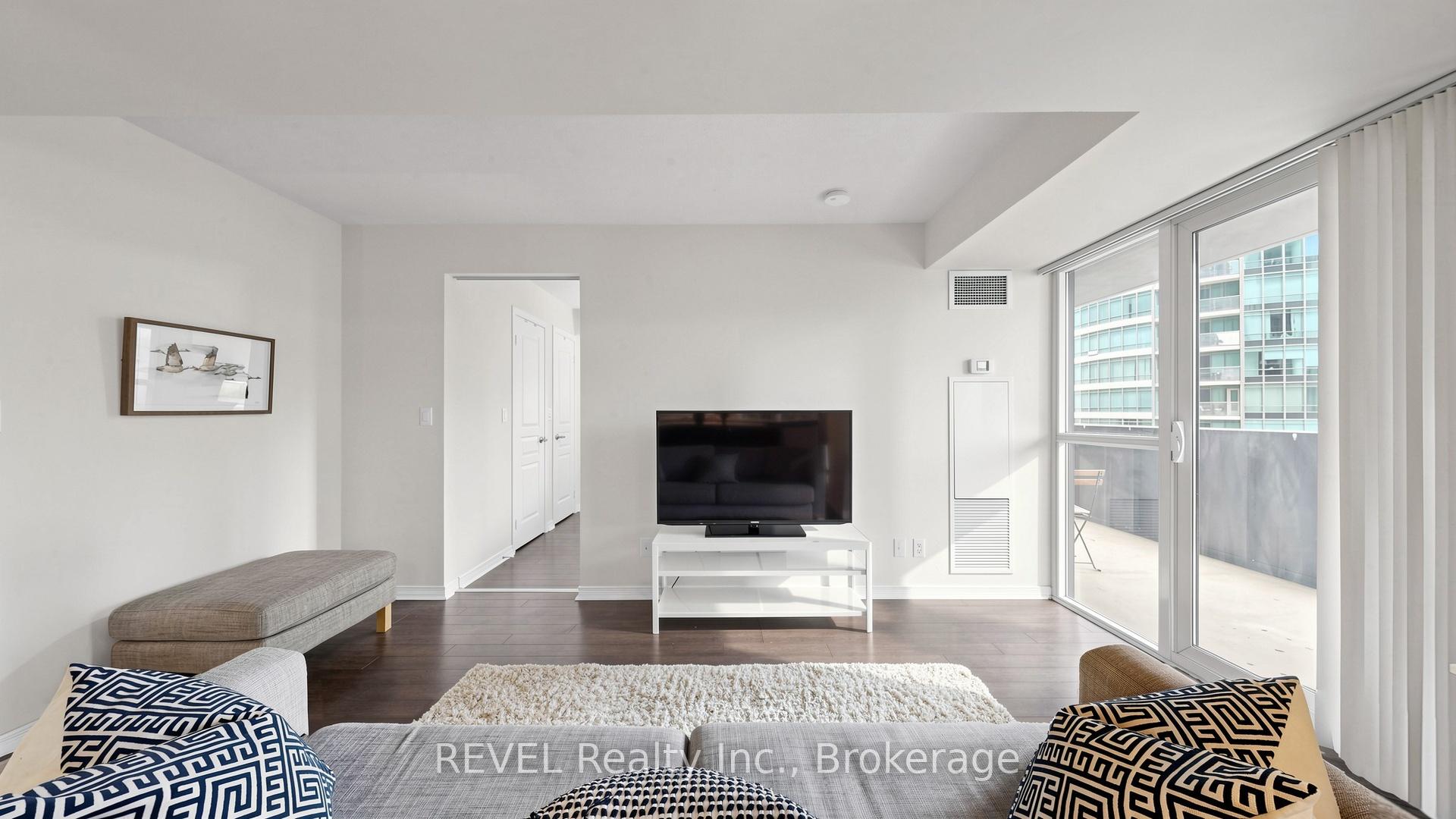 Photo 15 of Unit 306, 352 Front Street W, Toronto, Waterfront Communities — HOMEH
