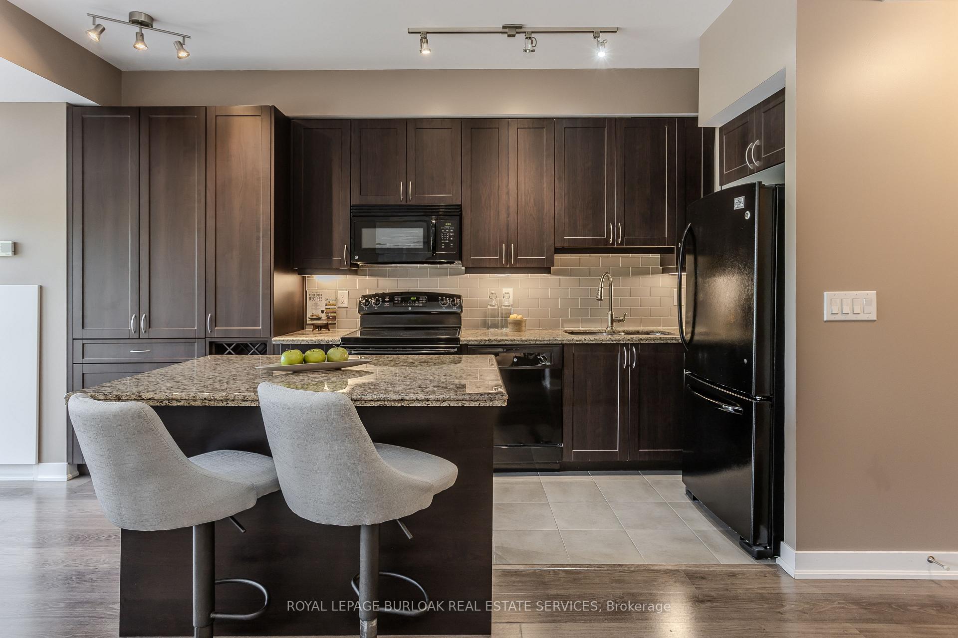 Photo 9 of Unit 204, 1940 Ironstone Drive, Burlington, Uptown — HOMEH