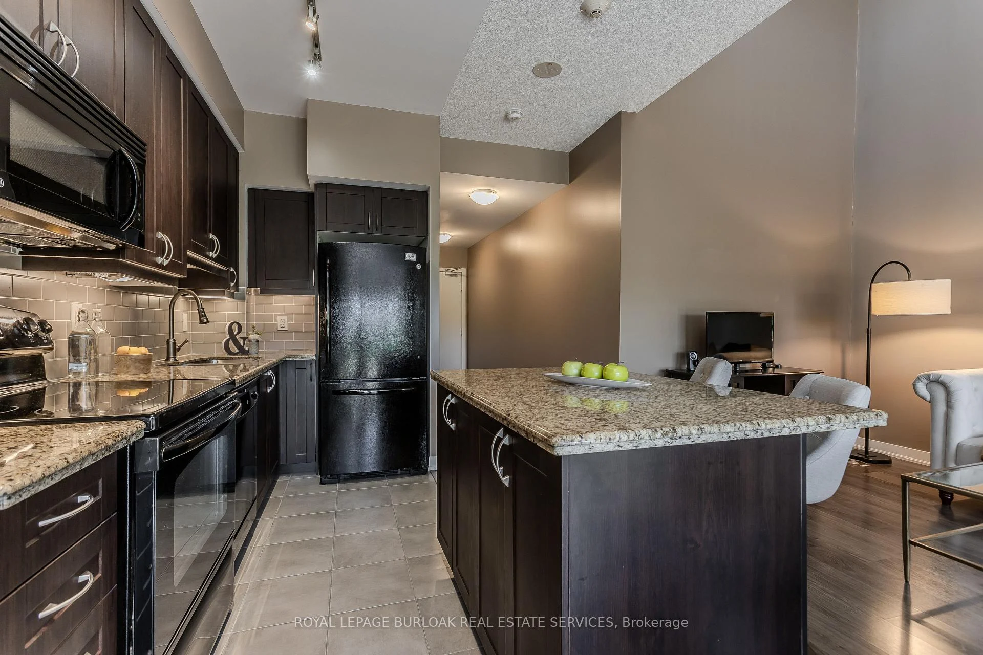 Photo 31 of Unit 204, 1940 Ironstone Drive, Burlington, Uptown — HOMEH