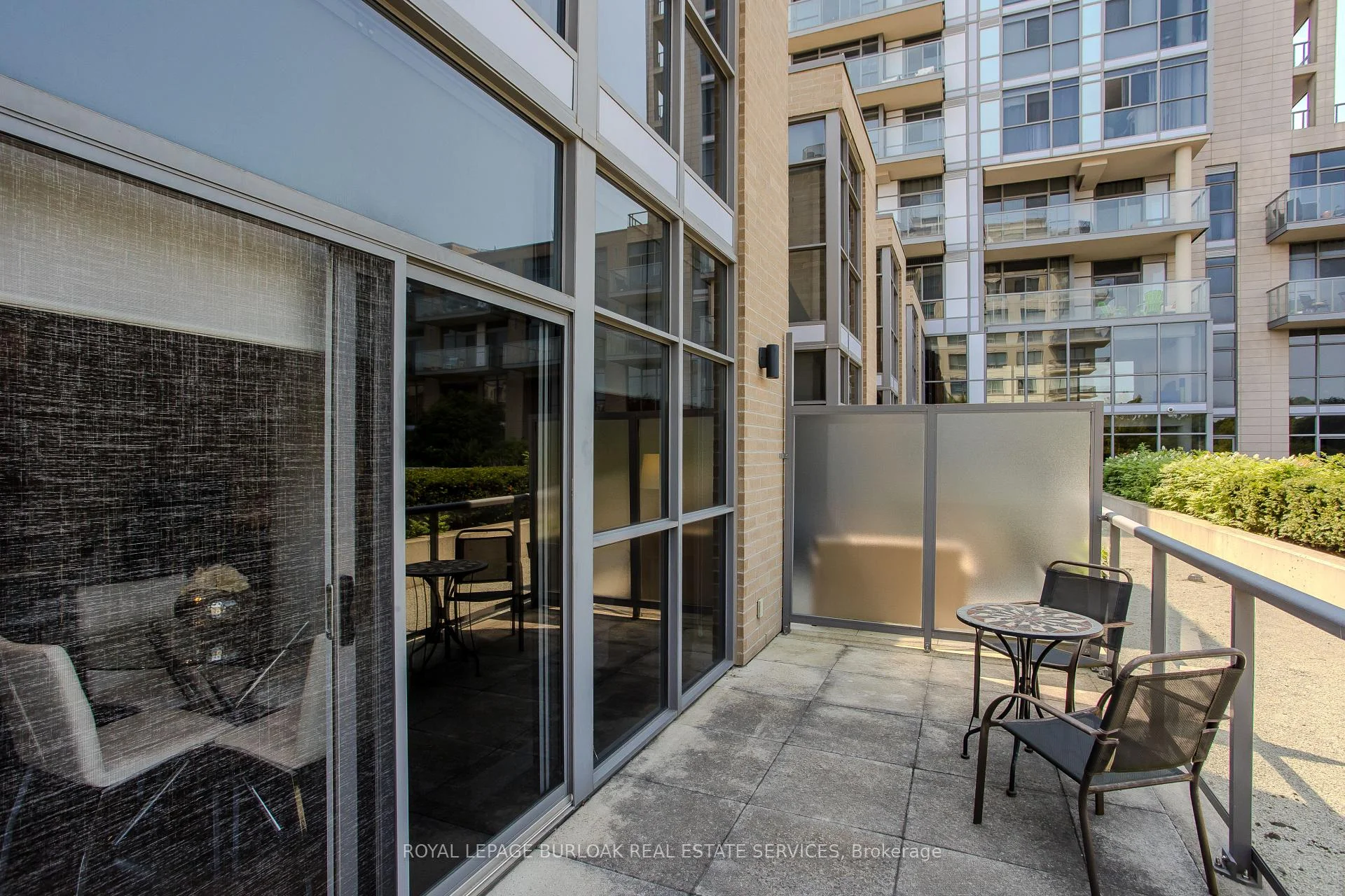 Photo 35 of Unit 204, 1940 Ironstone Drive, Burlington, Uptown — HOMEH