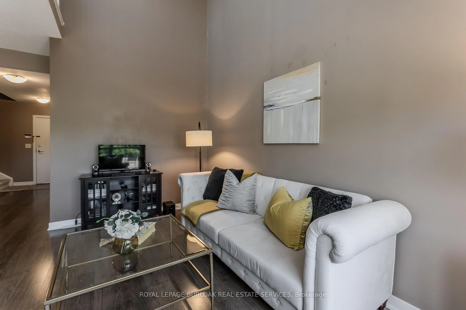 Photo 39 of Unit 204, 1940 Ironstone Drive, Burlington, Uptown — HOMEH
