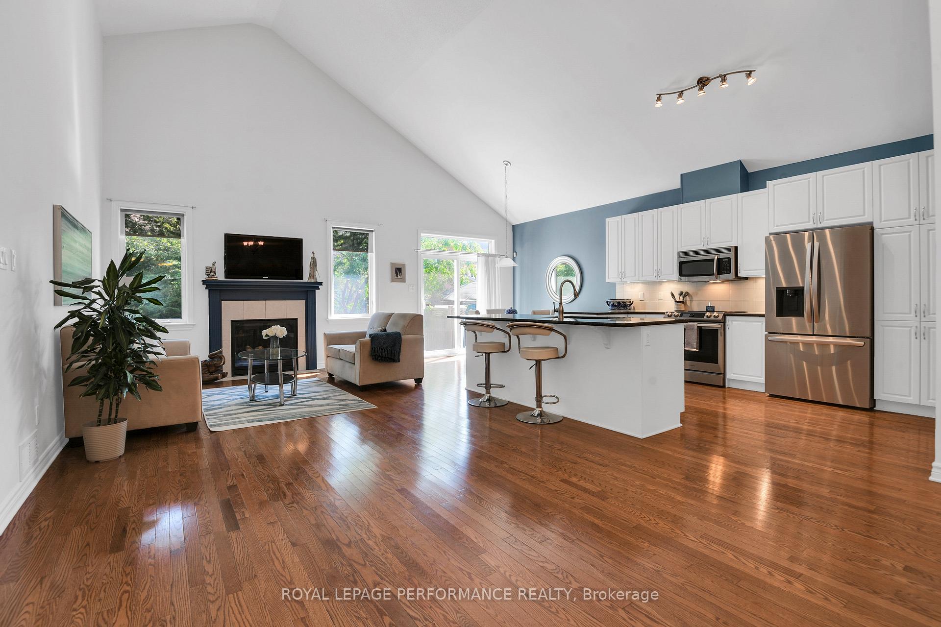 Photo 4 of 518 Golden Sedge Way, Ottawa, Blossom Park/Kemp Park/Findlay Creek — HOMEH