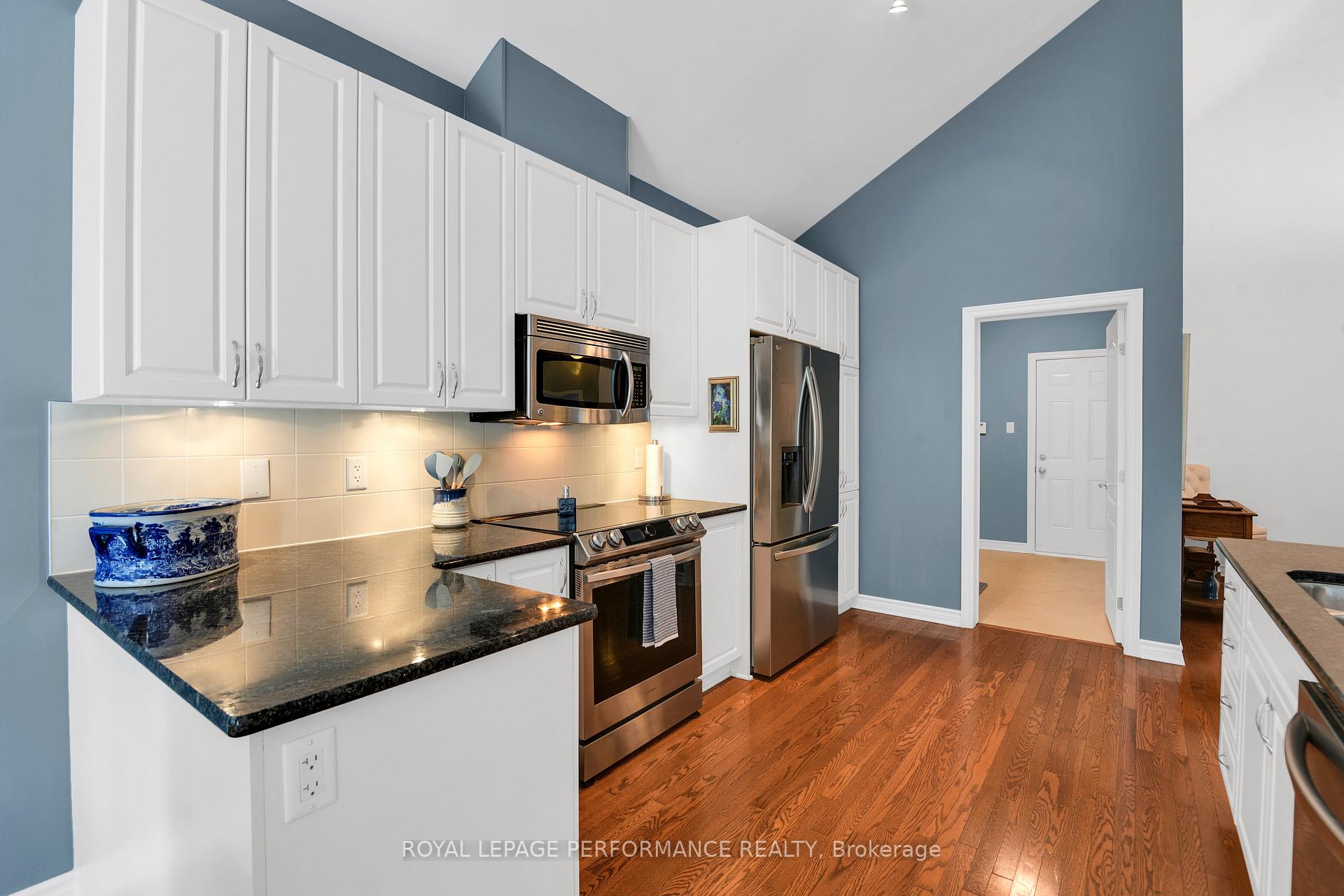 Photo 8 of 518 Golden Sedge Way, Ottawa, Blossom Park/Kemp Park/Findlay Creek — HOMEH