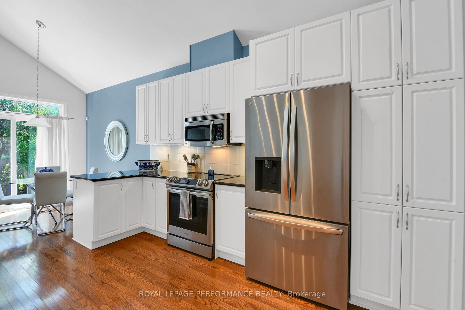 Photo 11 of 518 Golden Sedge Way, Ottawa, Blossom Park/Kemp Park/Findlay Creek — HOMEH