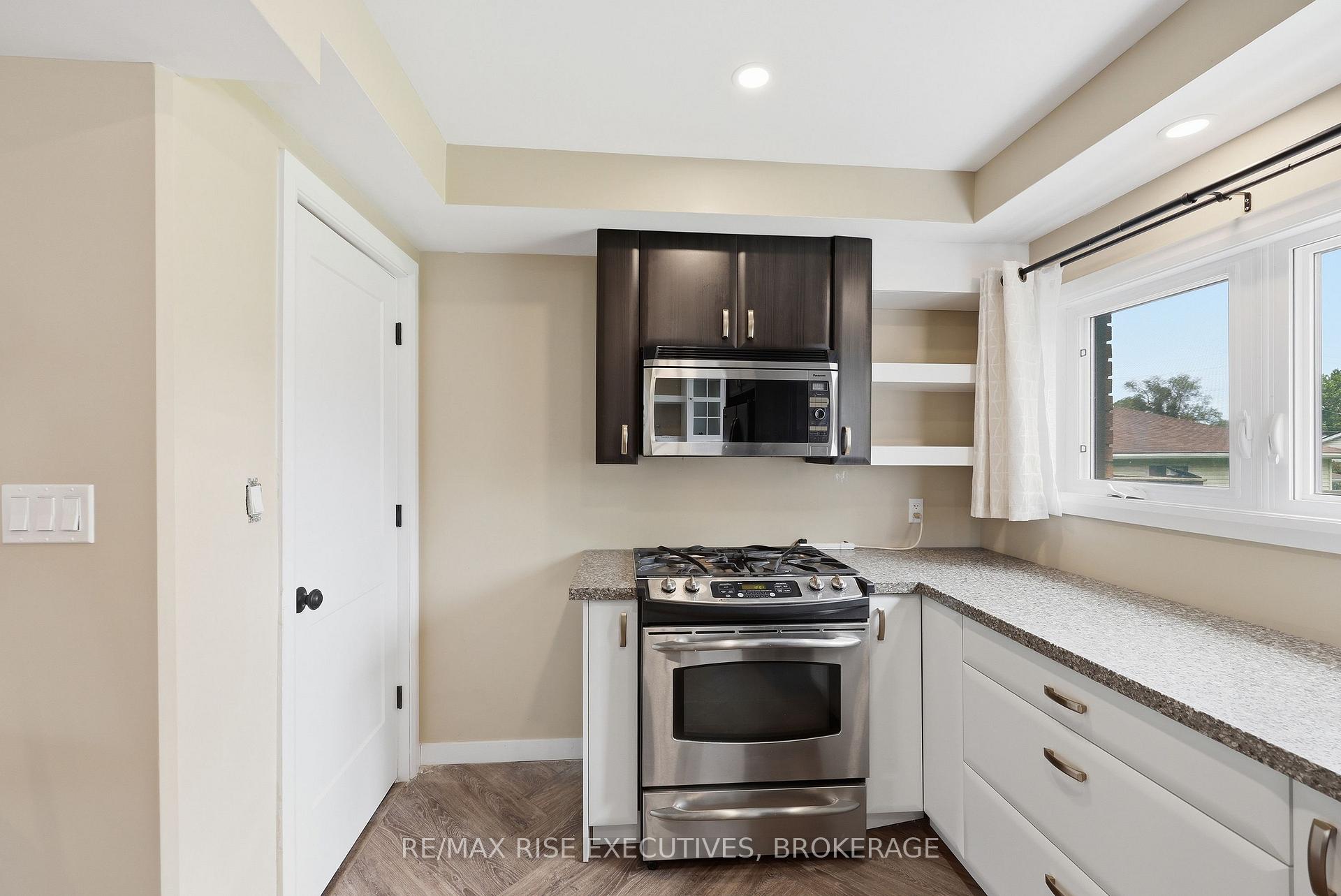 Photo 14 of 137 Ford Street, Kingston, Rideau — HOMEH