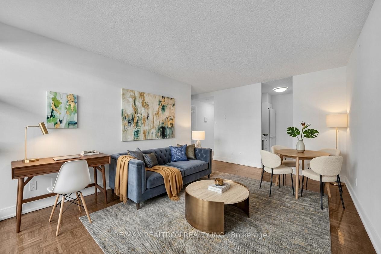 Photo 2 of Unit 2510, 33 Isabella Street, Toronto, Church-Yonge Corridor — HOMEH