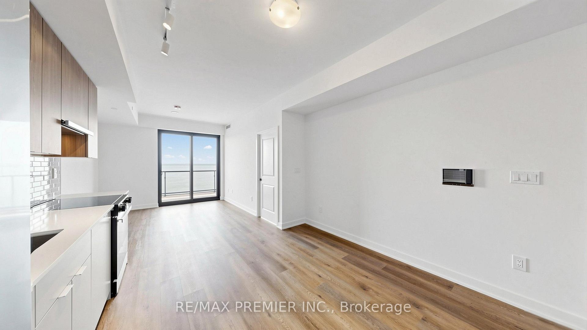 Photo 7 of Unit 2006, 2075 Lakeshore Drive, Burlington, Brant — HOMEH
