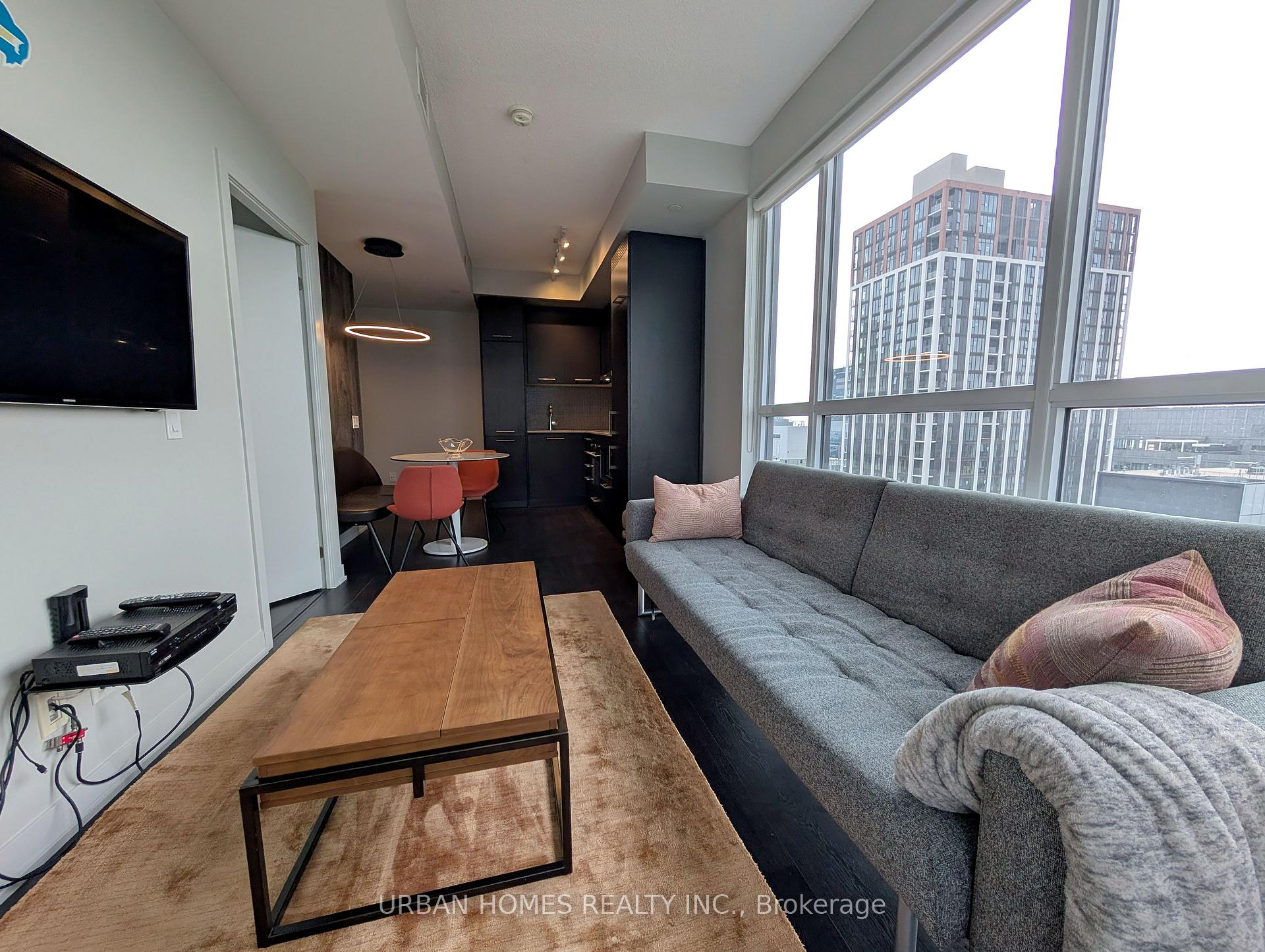 Photo 10 of Unit 4006, 87 Peter Street, Toronto, Waterfront Communities — HOMEH