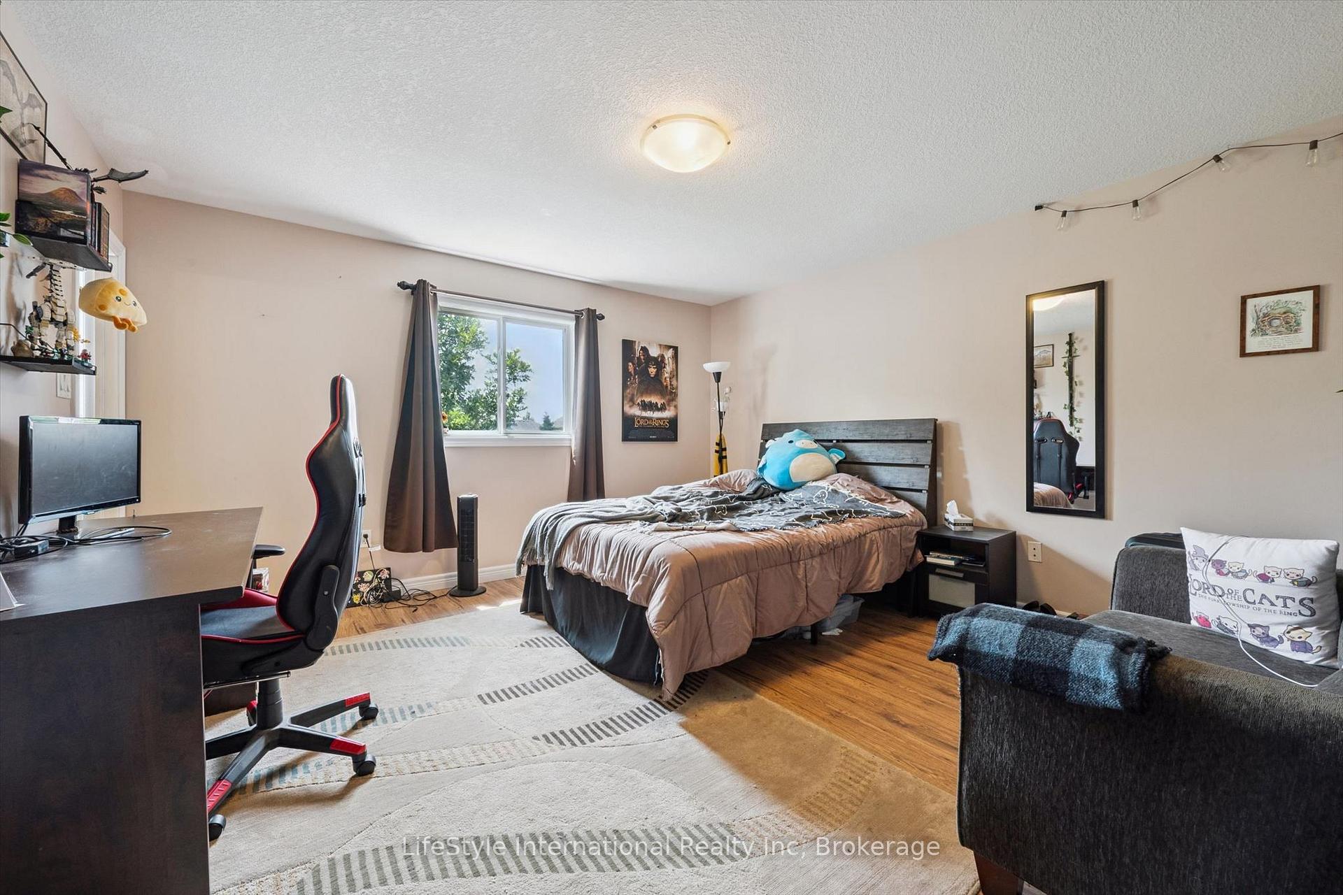 Photo 21 of Unit 27, 105 Bard Boulevard, Guelph, Pineridge/Westminster Woods — HOMEH
