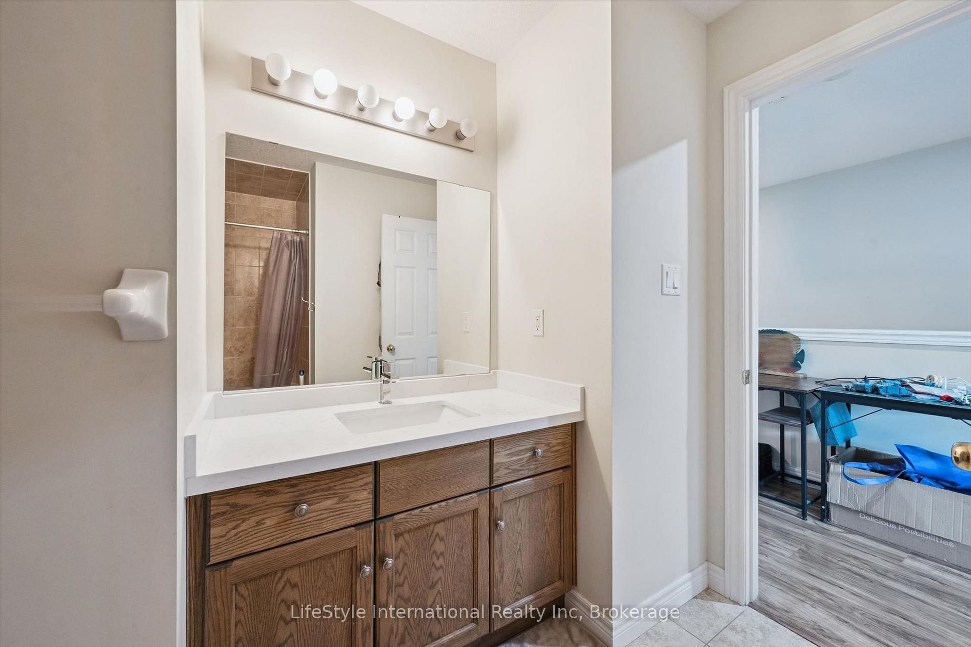 Photo 26 of Unit 27, 105 Bard Boulevard, Guelph, Pineridge/Westminster Woods — HOMEH