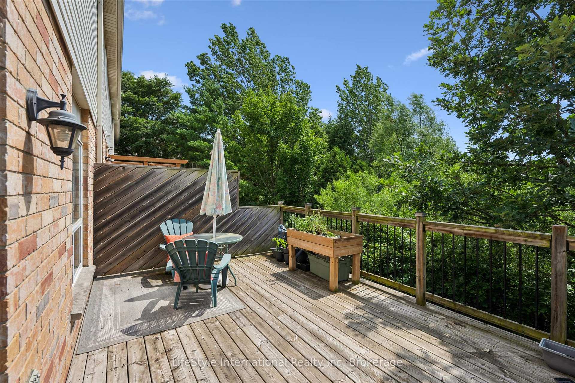 Photo 28 of Unit 27, 105 Bard Boulevard, Guelph, Pineridge/Westminster Woods — HOMEH