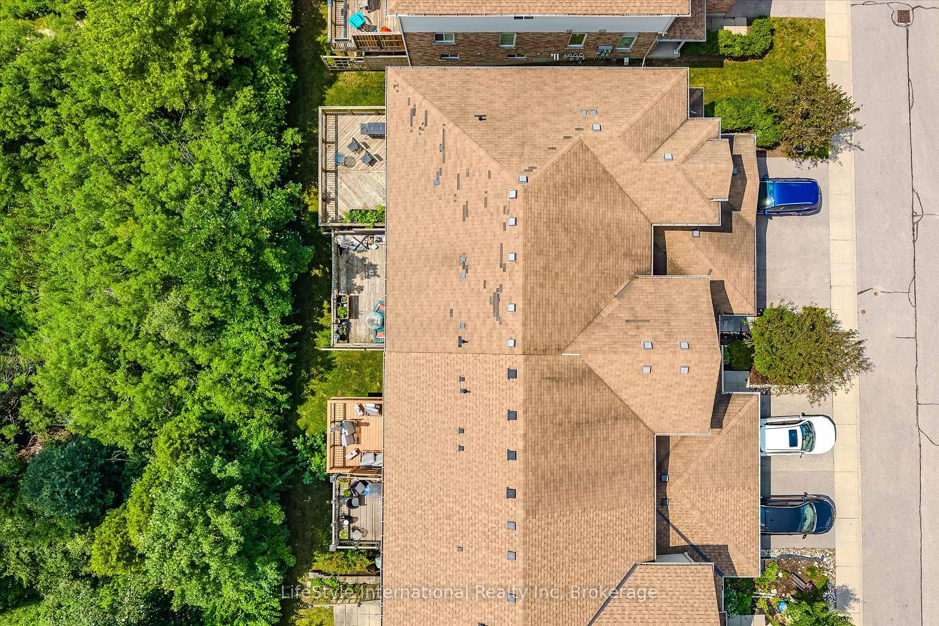 Photo 38 of Unit 27, 105 Bard Boulevard, Guelph, Pineridge/Westminster Woods — HOMEH