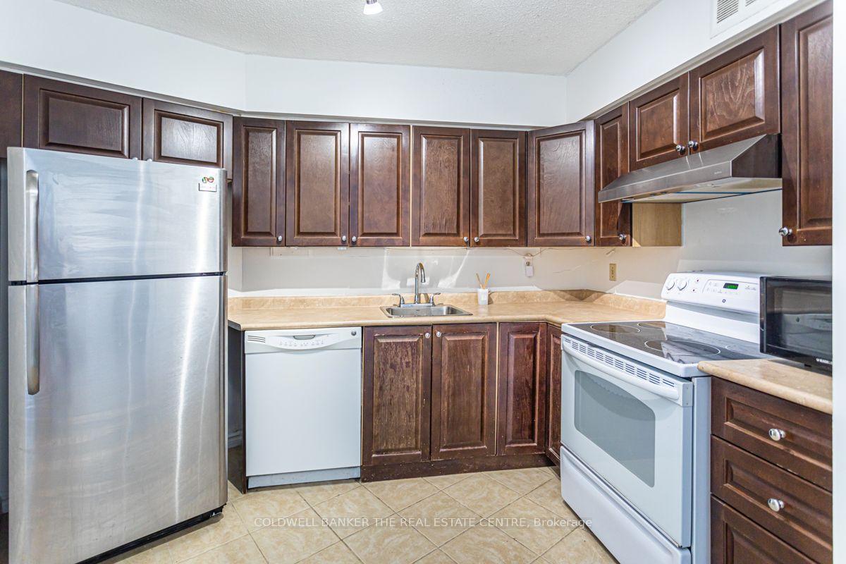 Photo 3 of Unit 2708, 260 Queens Quay W, Toronto, Waterfront Communities — HOMEH