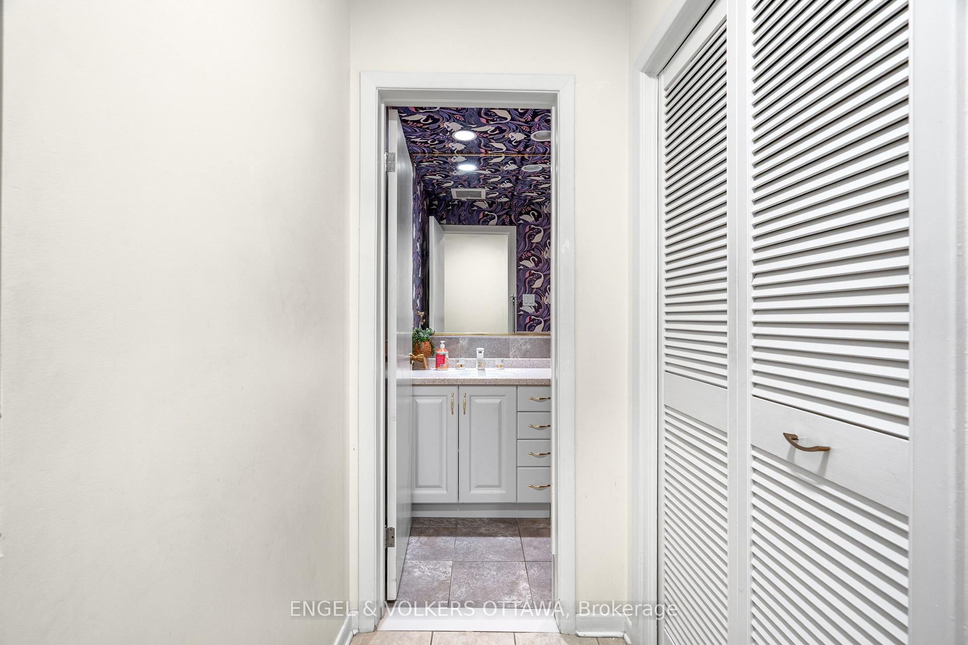 Photo 25 of 2343 Whitehaven Crescent, Ottawa, Whitehaven — HOMEH
