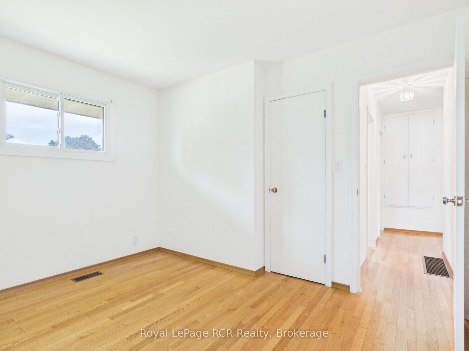 Photo 13 of 30 Mark Street E, Grey Highlands — HOMEH