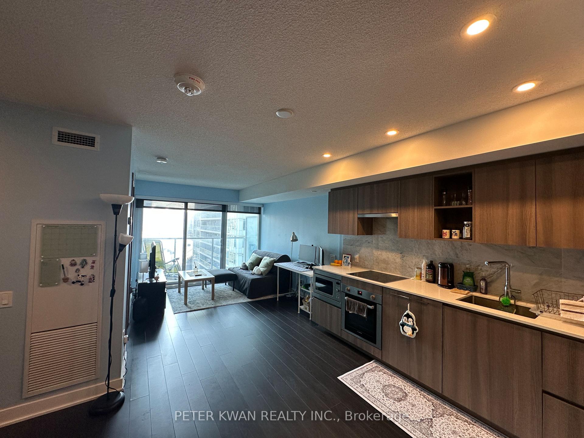 Photo 6 of Unit 1007, 19 Bathurst Street, Toronto, Waterfront Communities — HOMEH